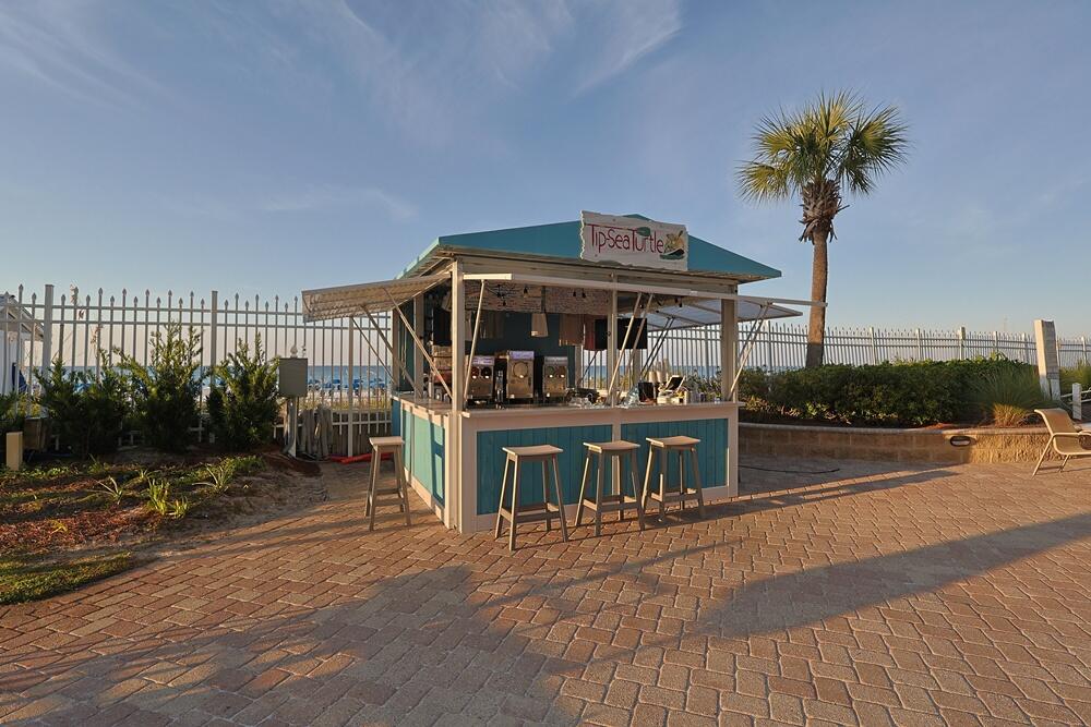 SILVER BEACH TOWERS - Residential