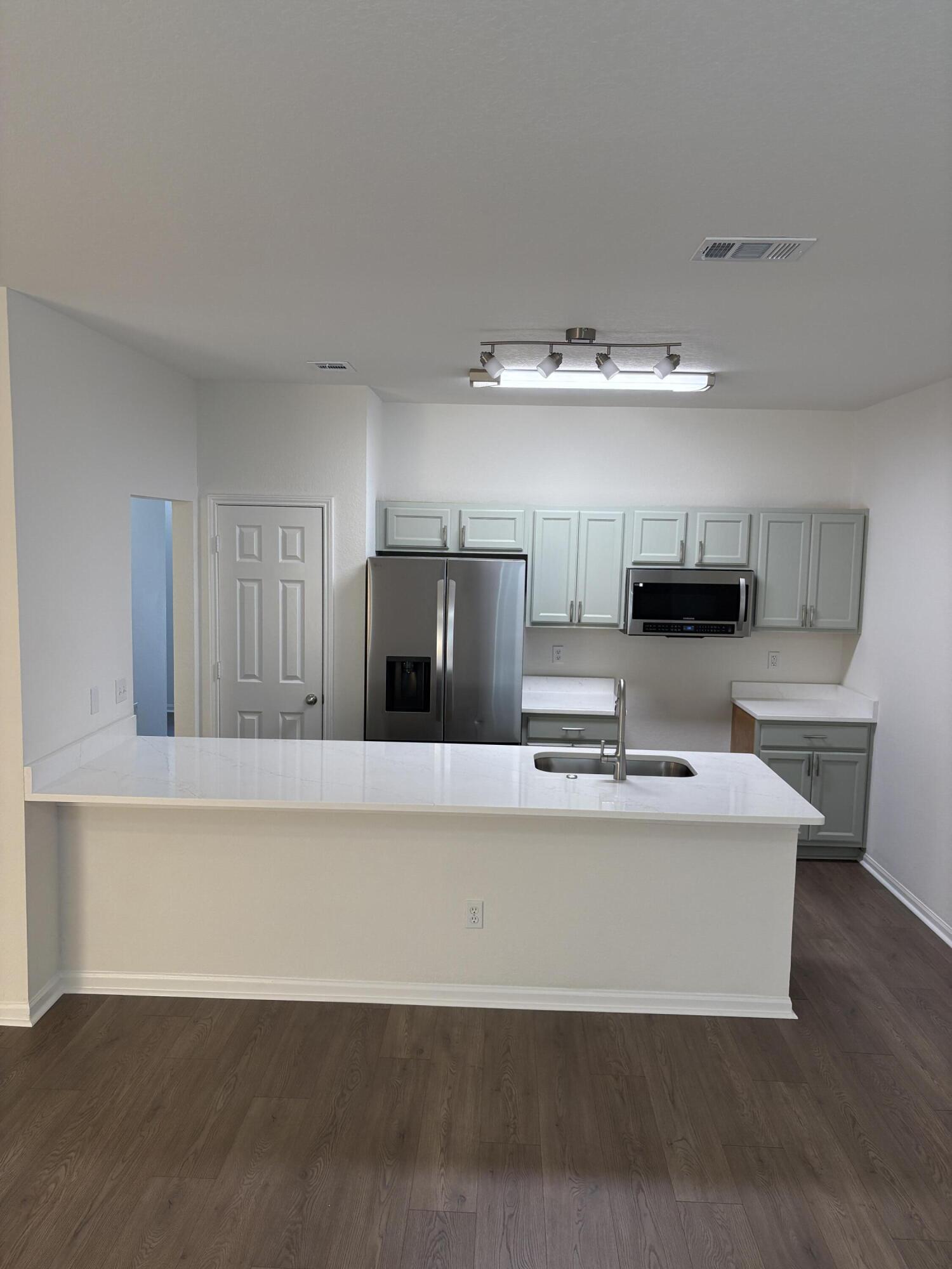 QUAIL RUN - Residential Lease