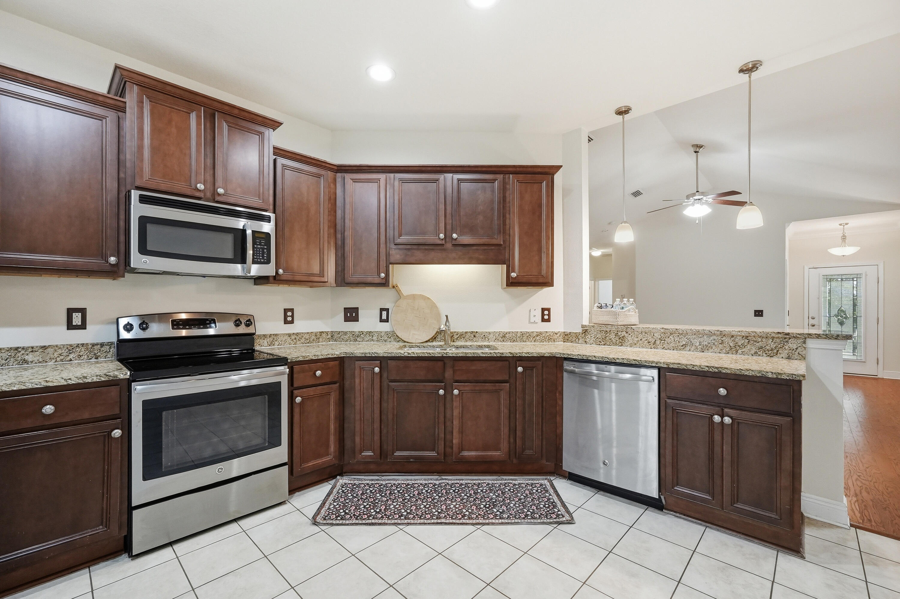 Photo 1 of 71 — 292 S Marsh Landing, Freeport, FL 32439