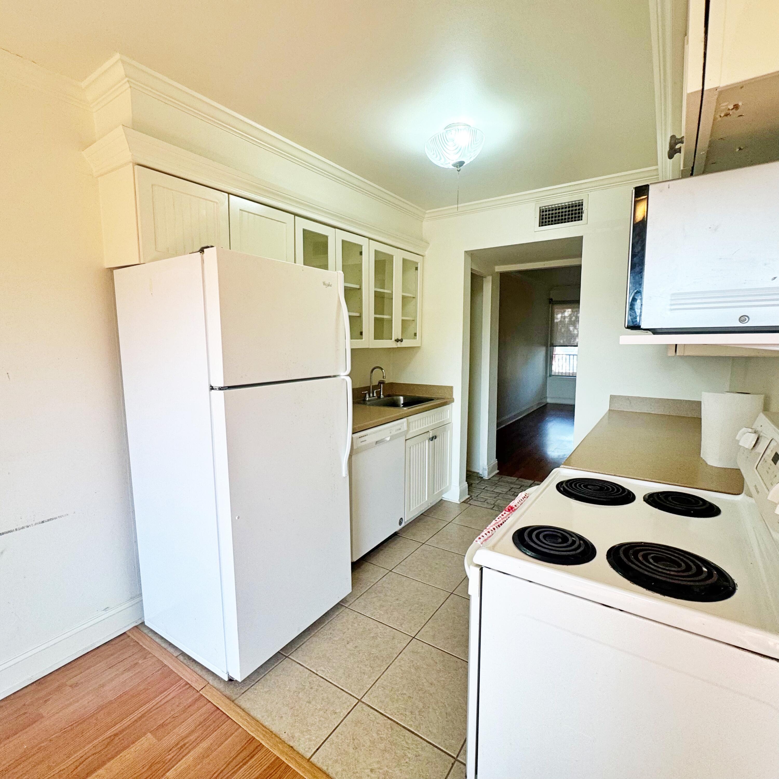 PIER ONE CONDO - Residential