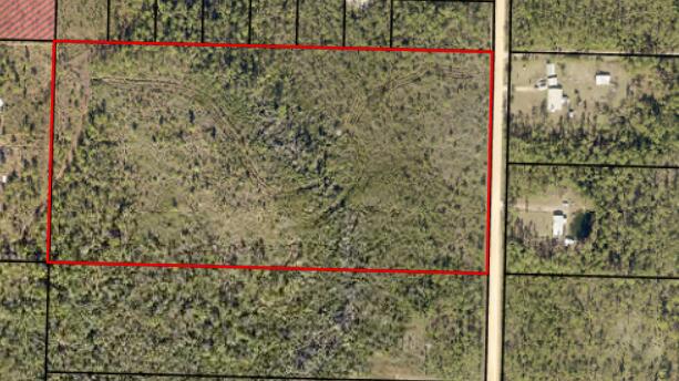 NO RECORDED SUBDIVISION - Land