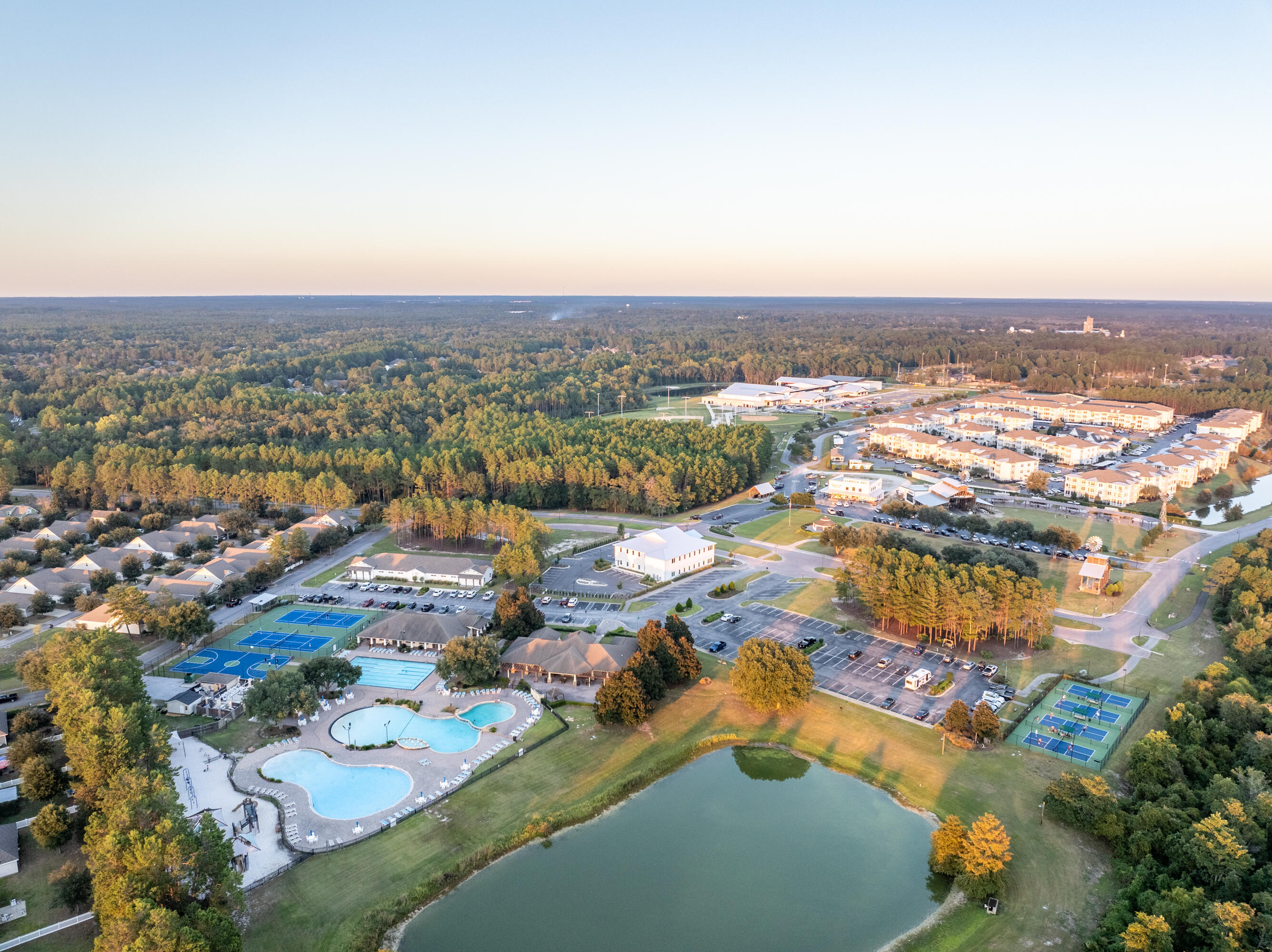 HAMMOCK BAY - CENTRAL PARK - Residential
