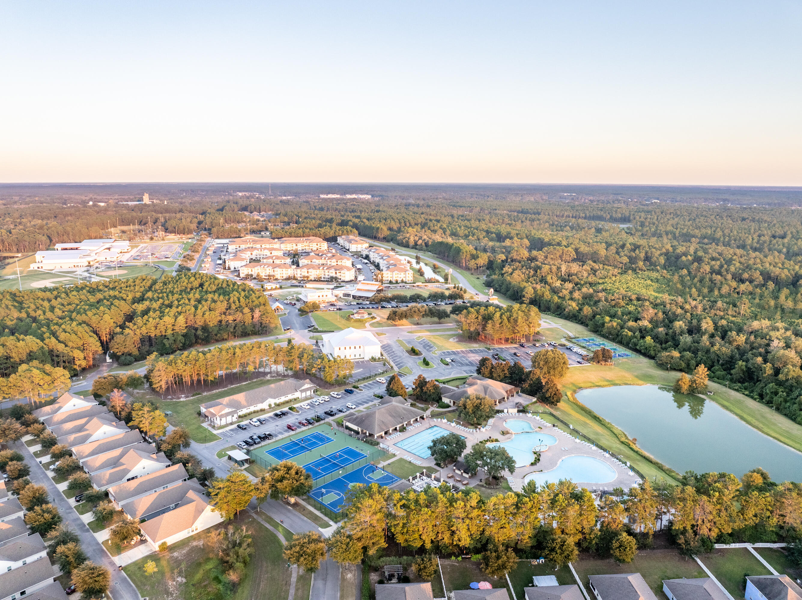 HAMMOCK BAY - CENTRAL PARK - Residential