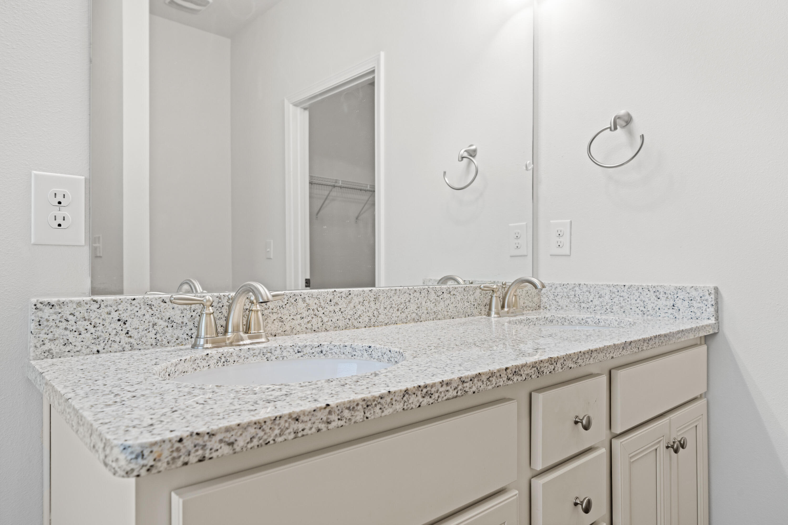 HAMMOCK BAY - CENTRAL PARK - Residential