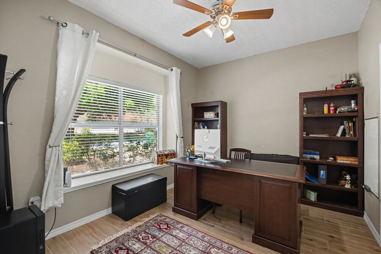 SOUTHWIND PH 4 - Residential