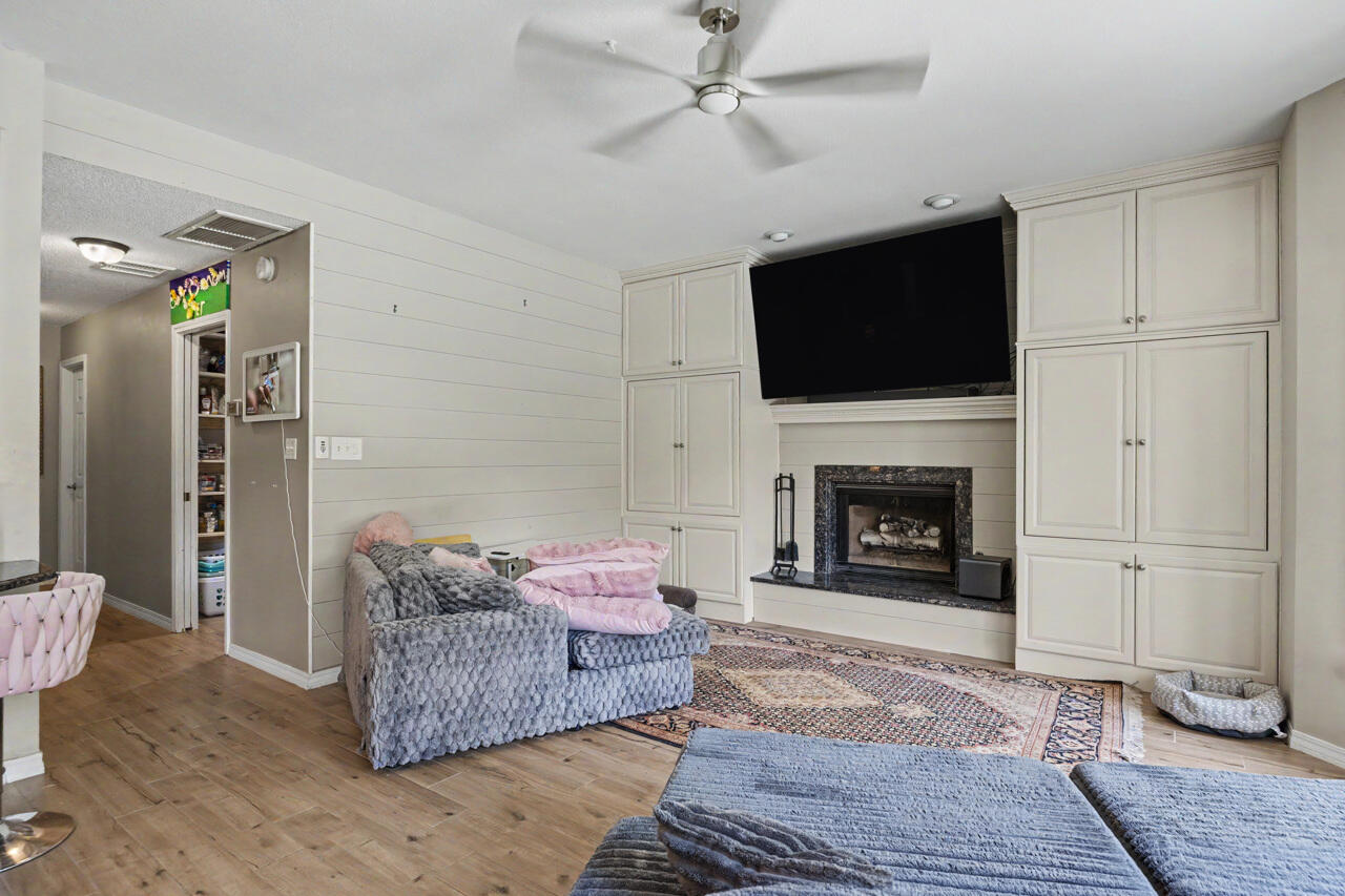 SOUTHWIND PH 4 - Residential