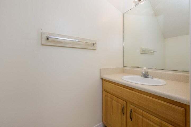 JACKSON HEIGHTS S/D - Residential Lease