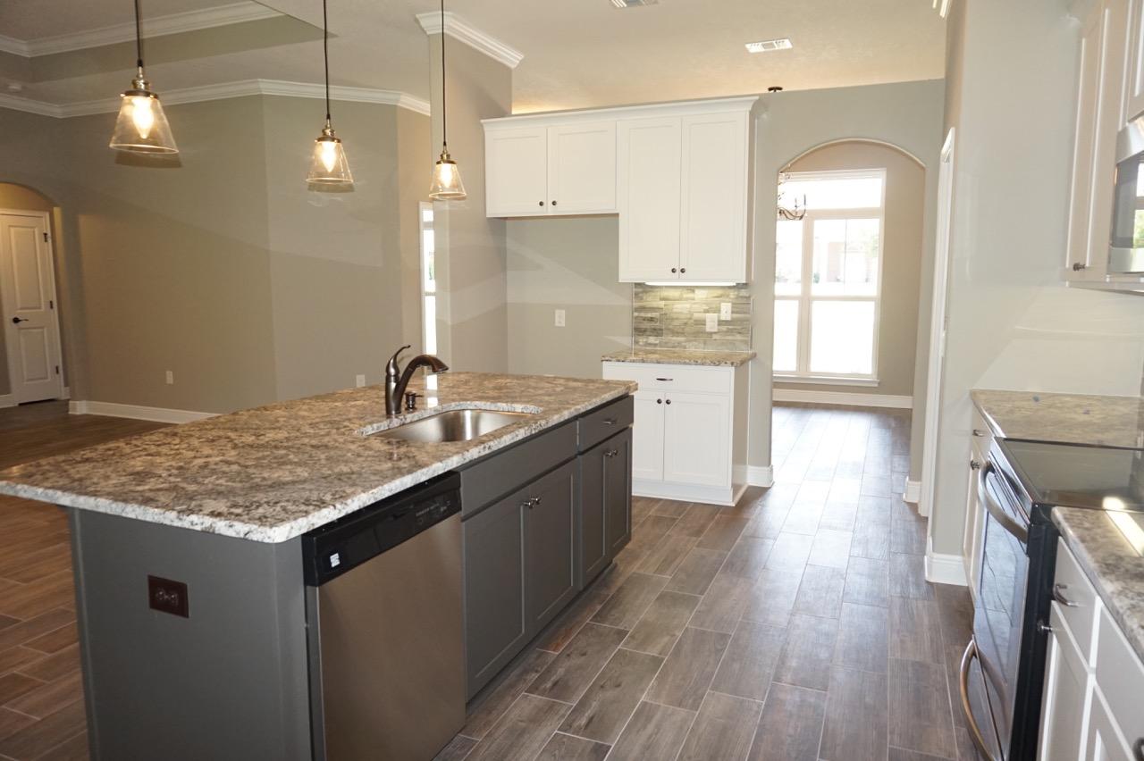 HOLLEY BY THE SEA - Residential