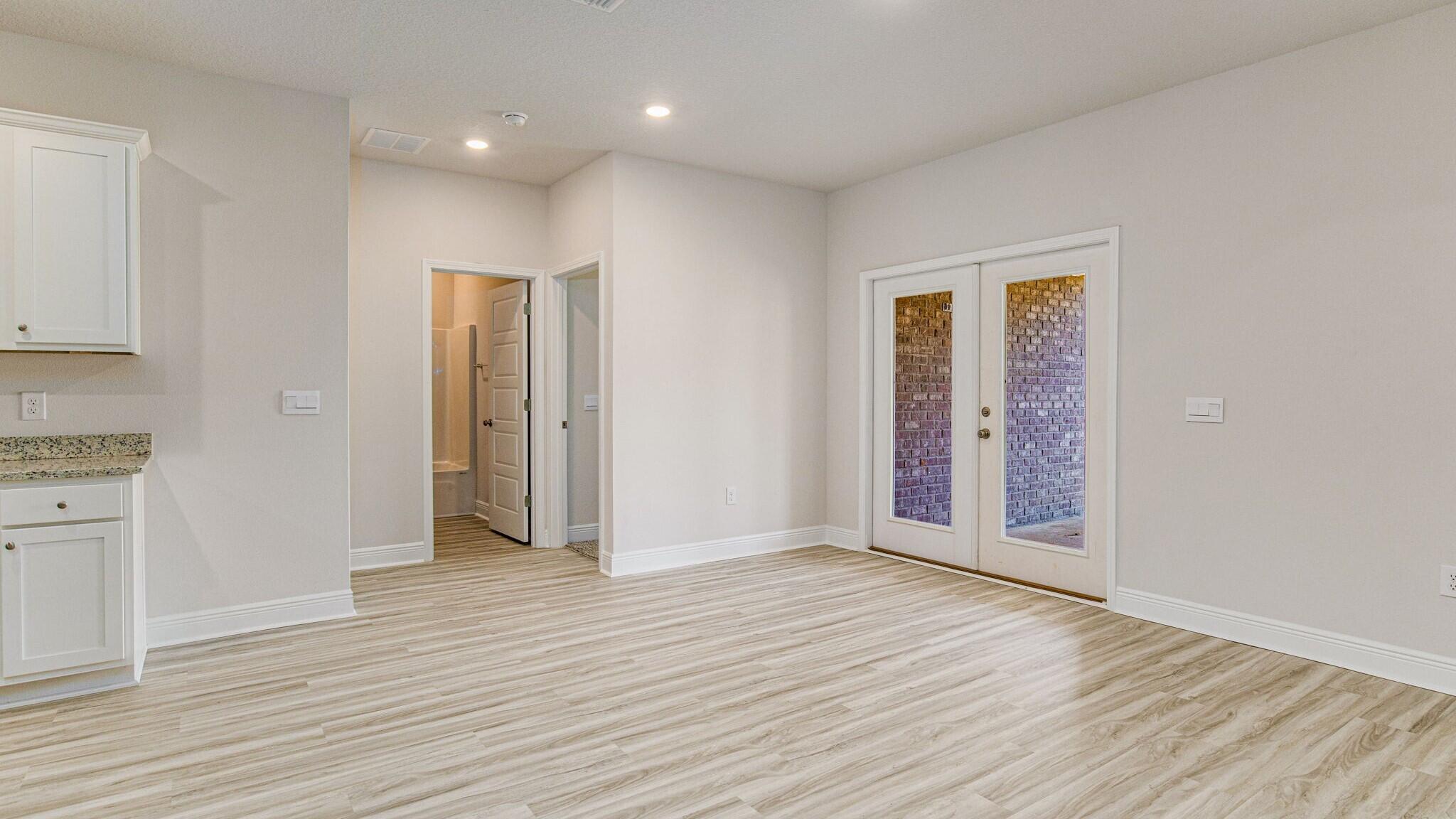 HIGHLANDS M&B - Residential