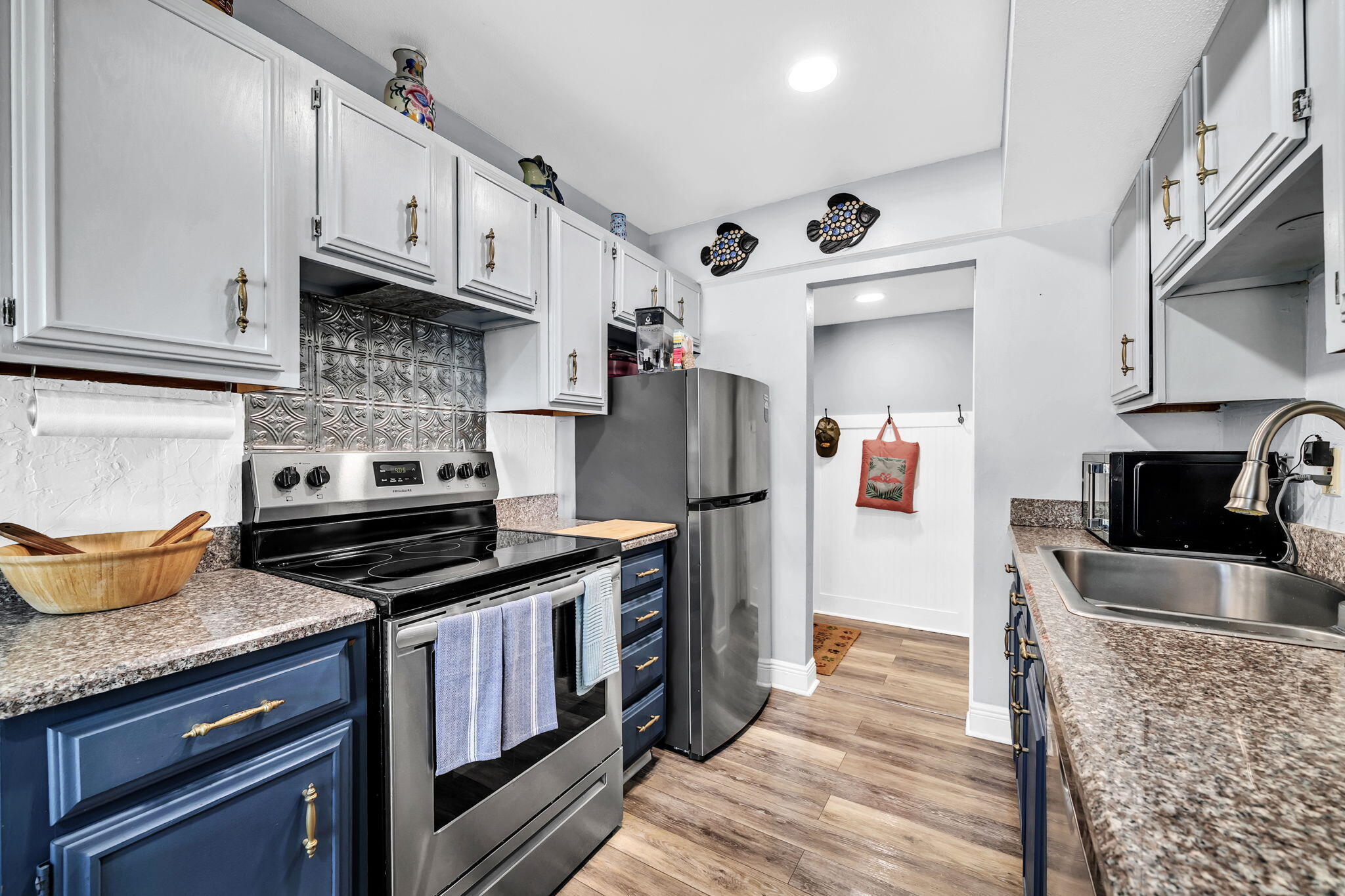 SEASCAPE CONDO GARDEN VILLA - Residential