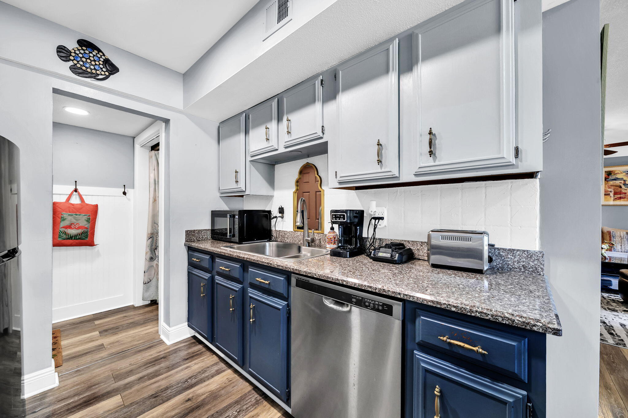 SEASCAPE CONDO GARDEN VILLA - Residential