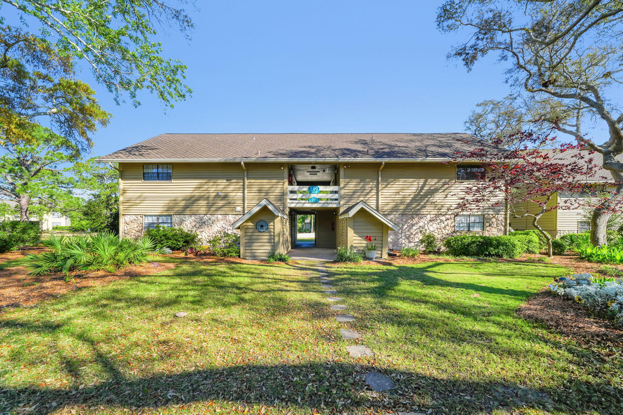 SEASCAPE CONDO GARDEN VILLA - Residential