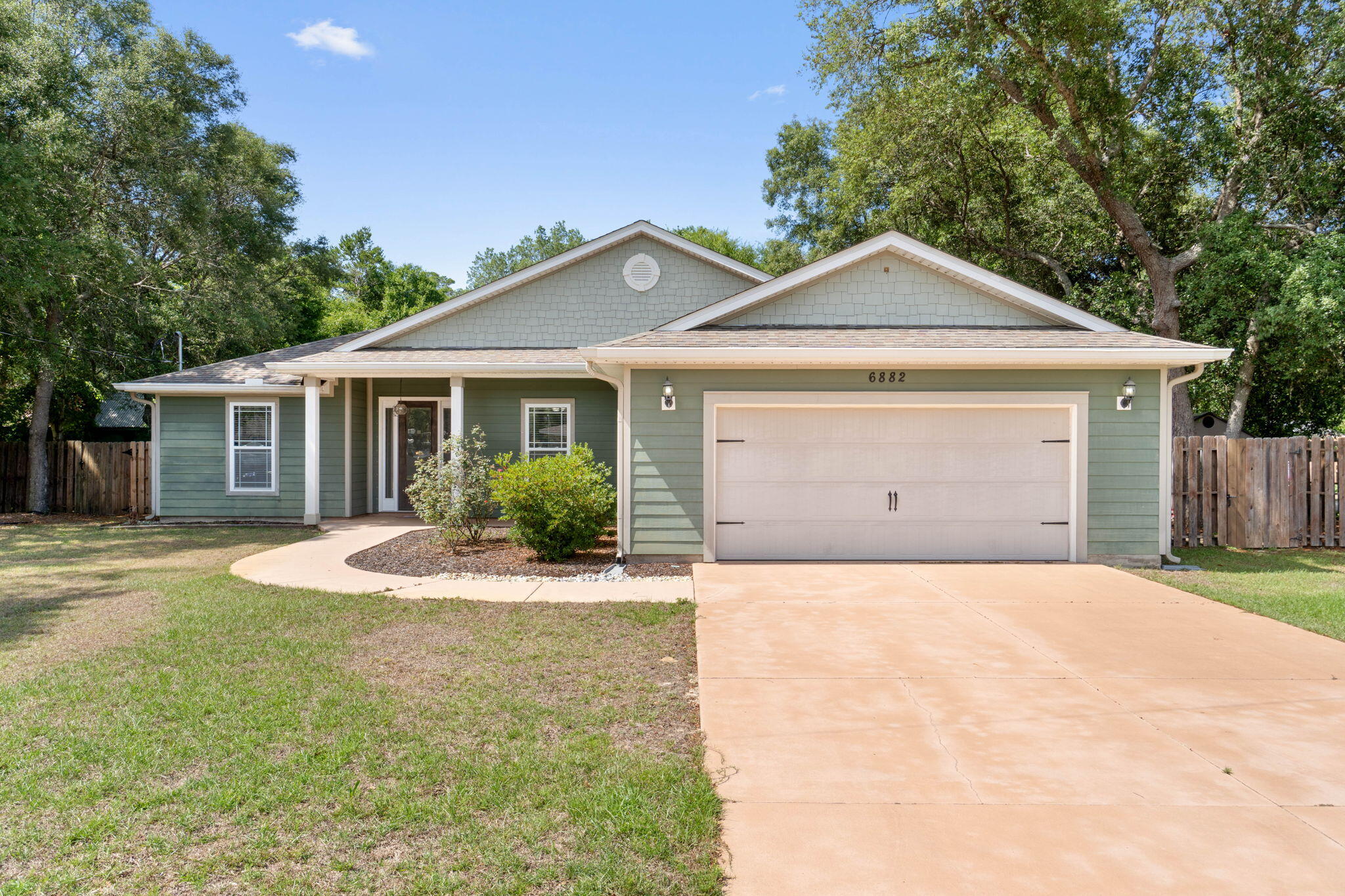TOM KING ESTATES - Residential