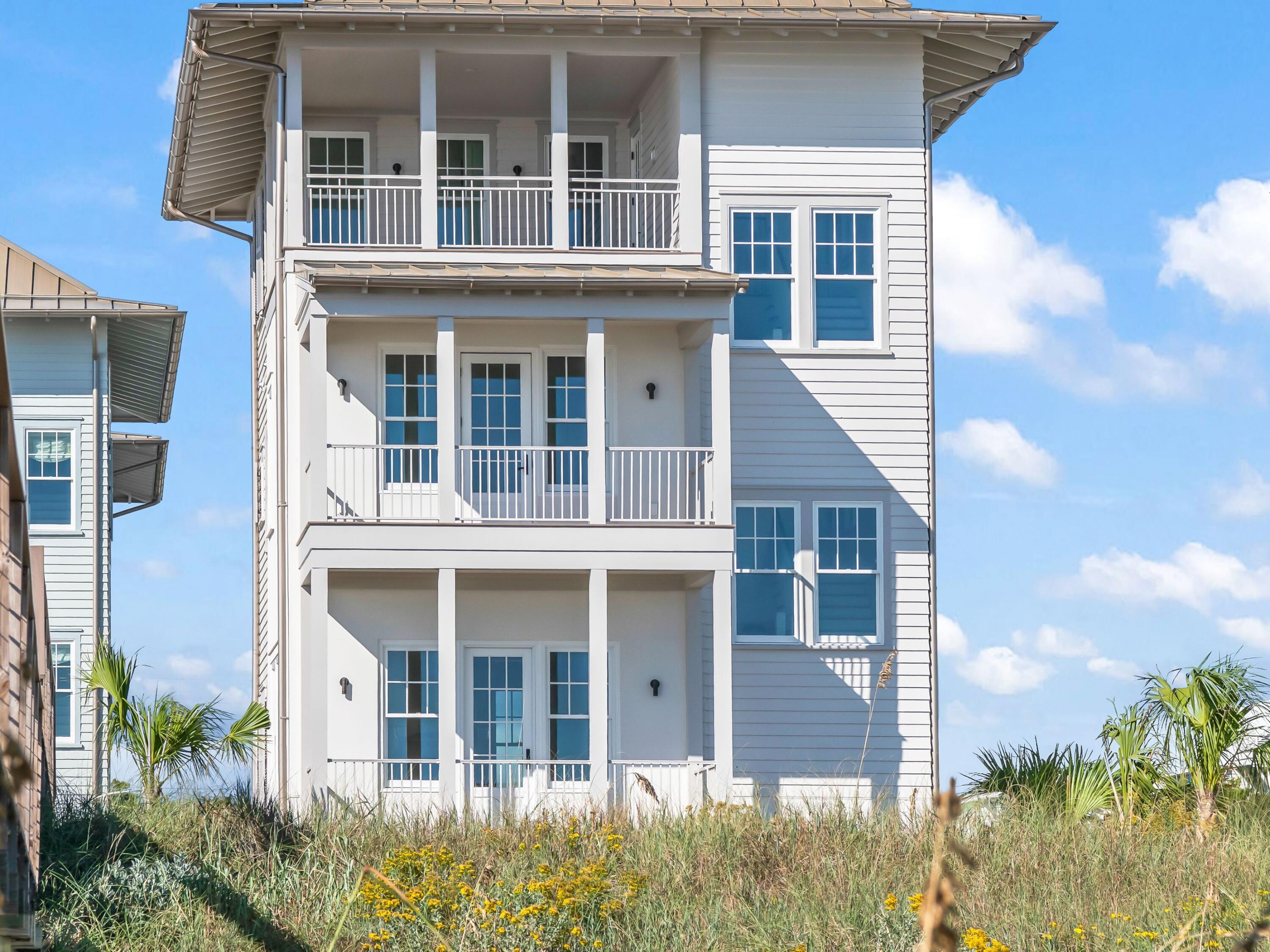 Lupin Beach - Residential