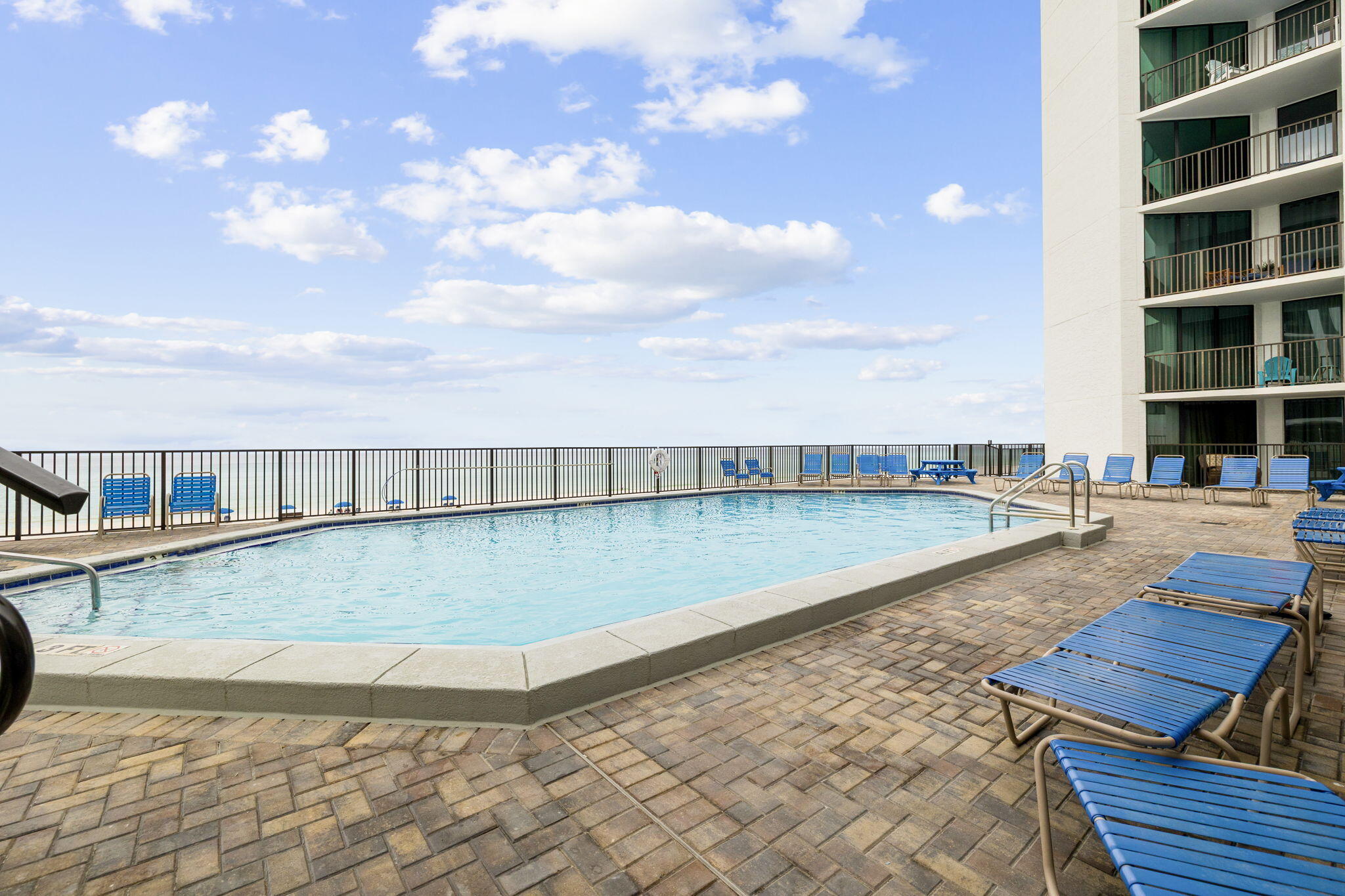 AQUAVISTA CONDO - Residential