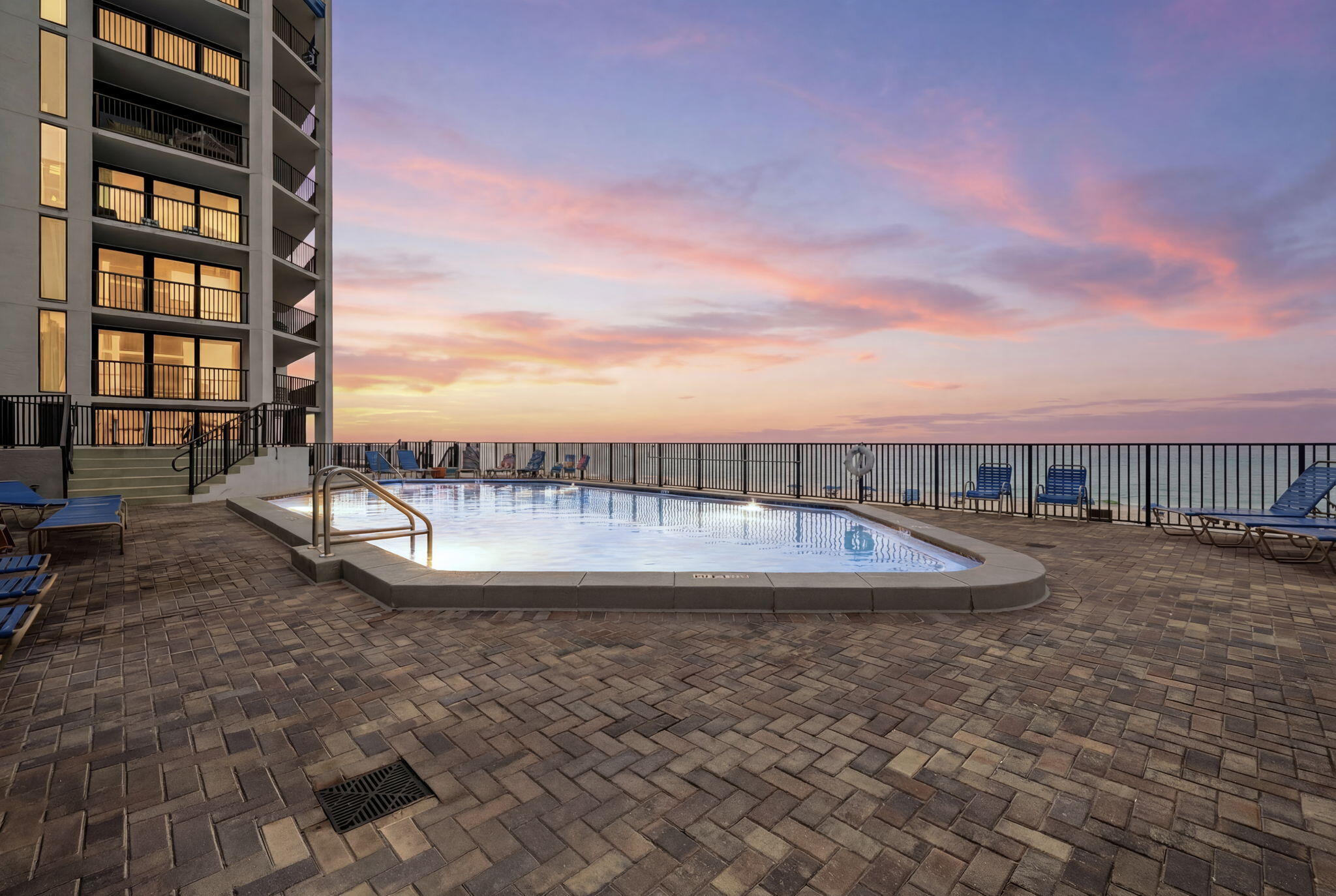 AQUAVISTA CONDO - Residential