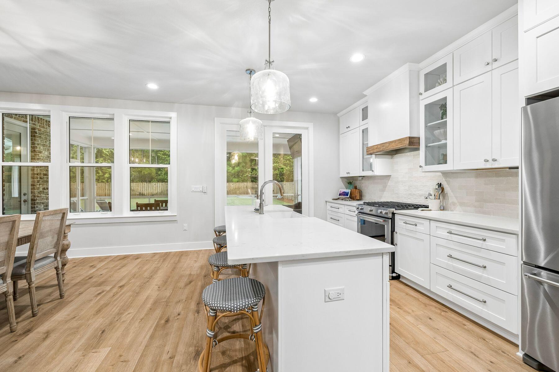 STEAMBOAT LANDING - Residential