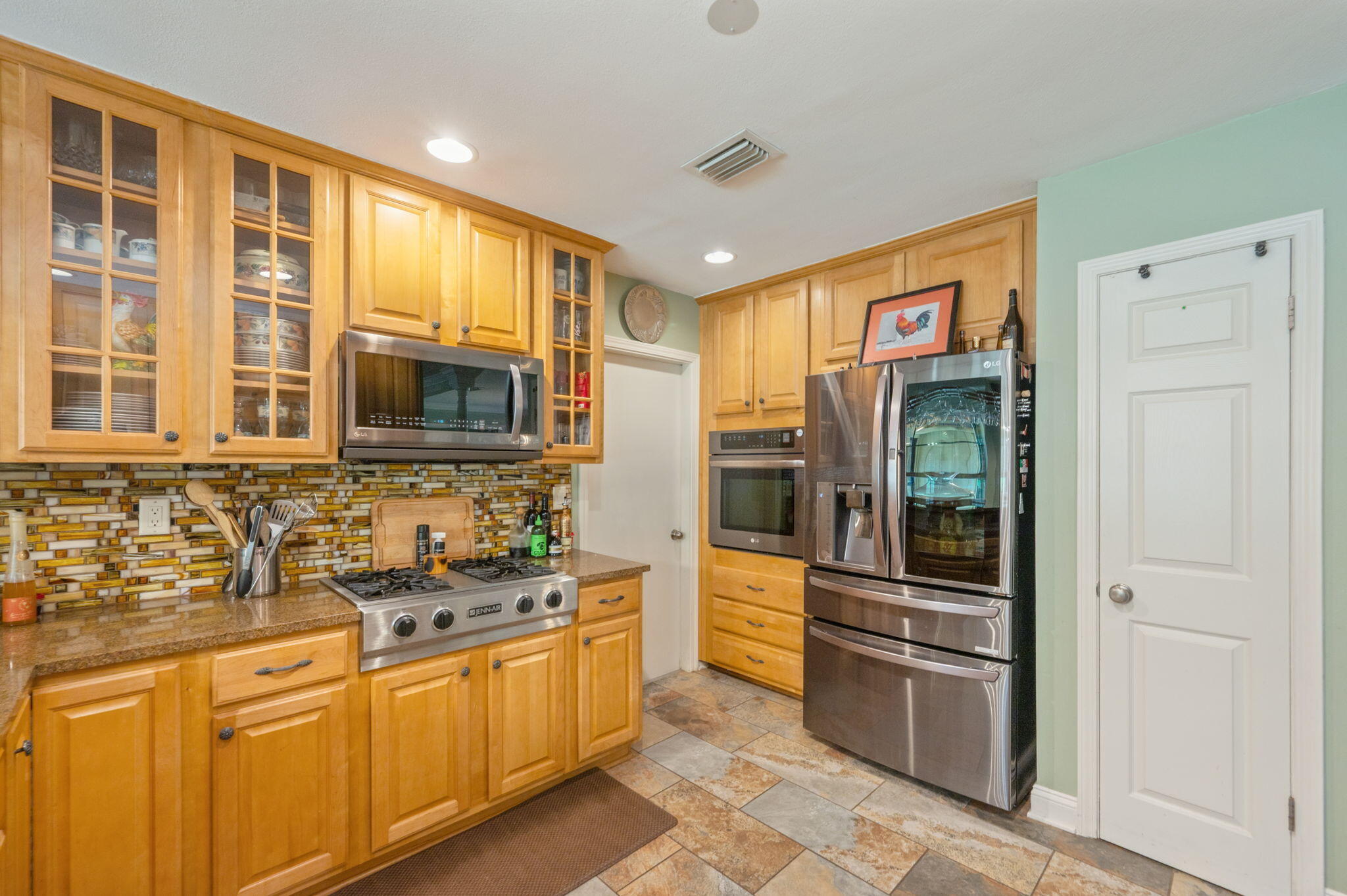 LES CHATEAU - Residential