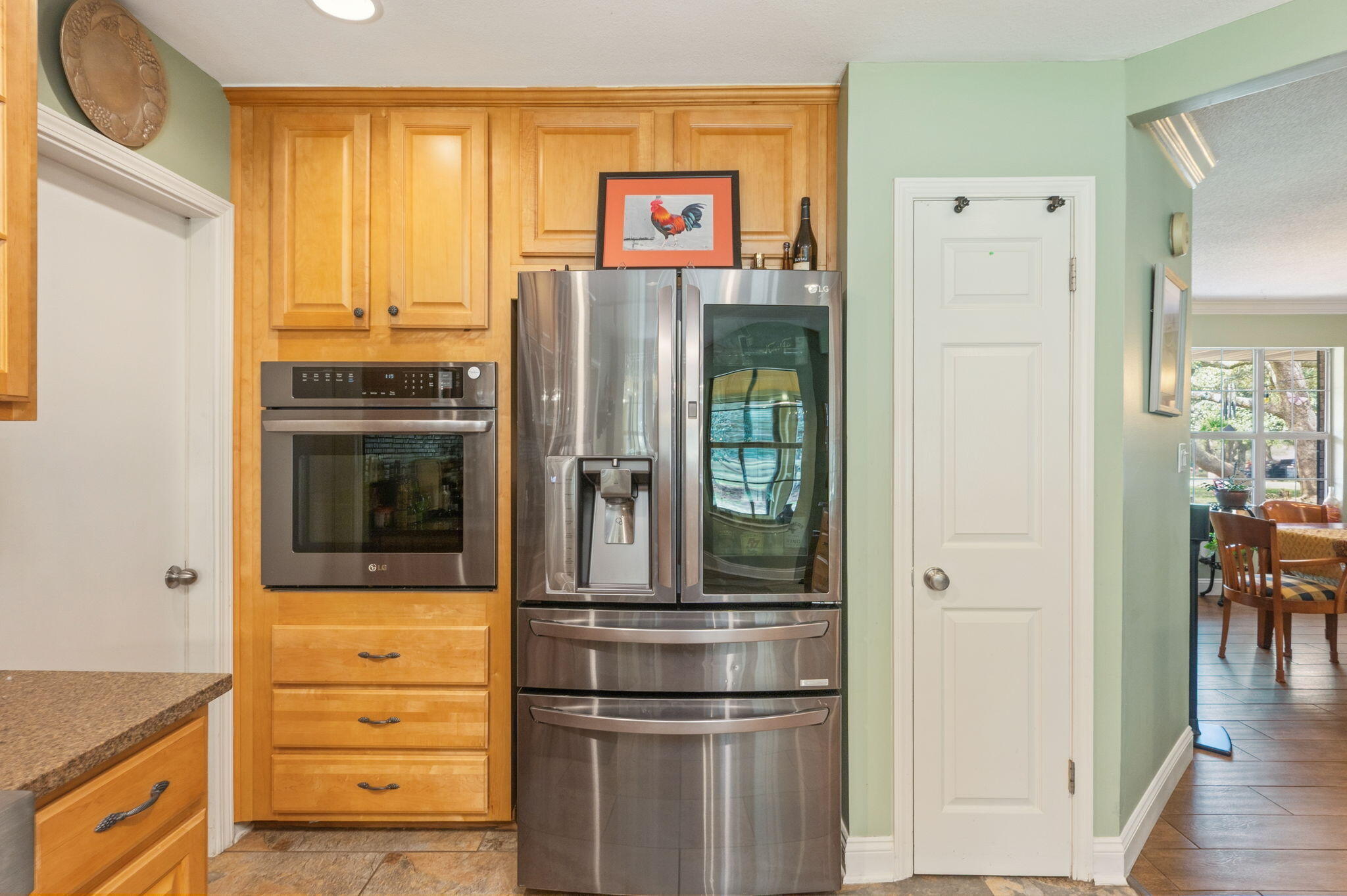 LES CHATEAU - Residential