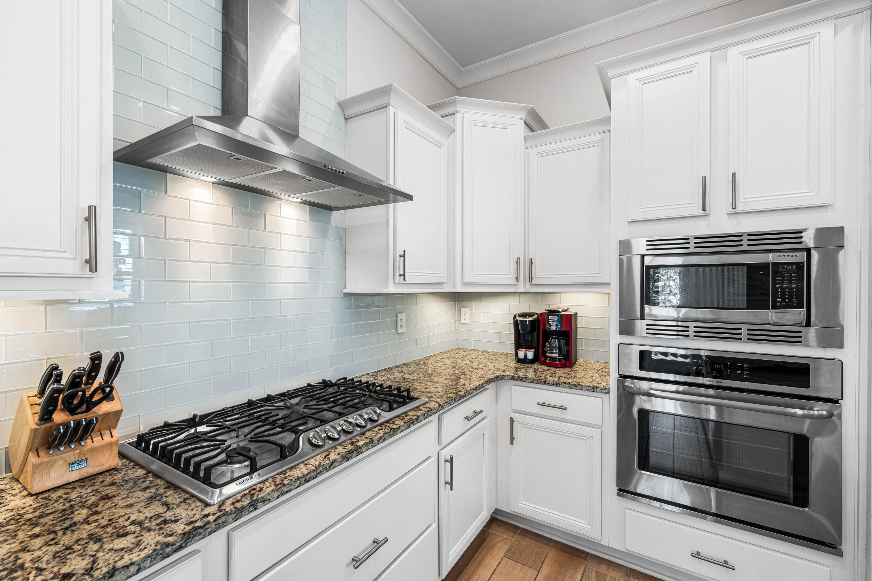 PROMINENCE - Residential