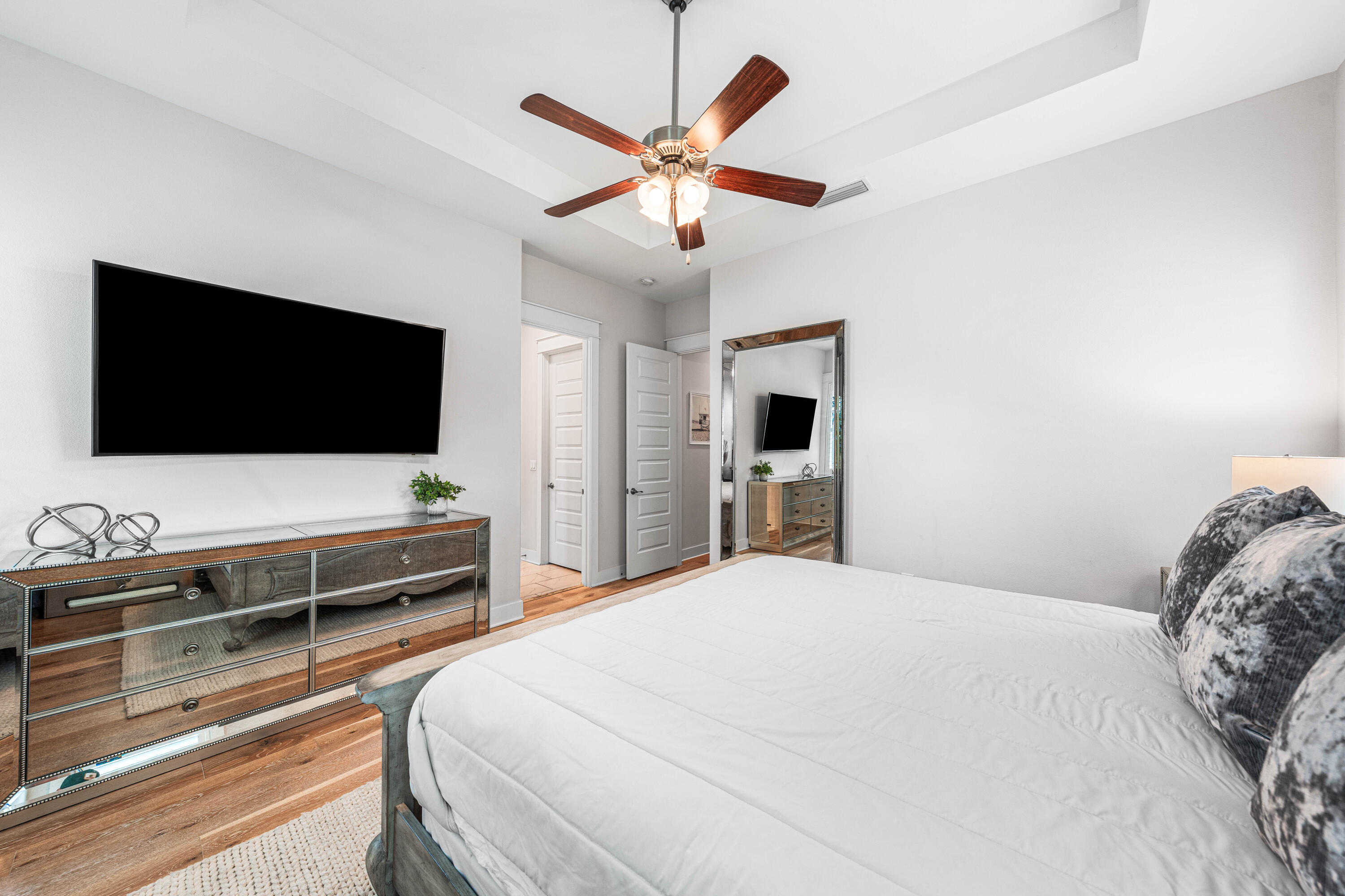 PROMINENCE - Residential