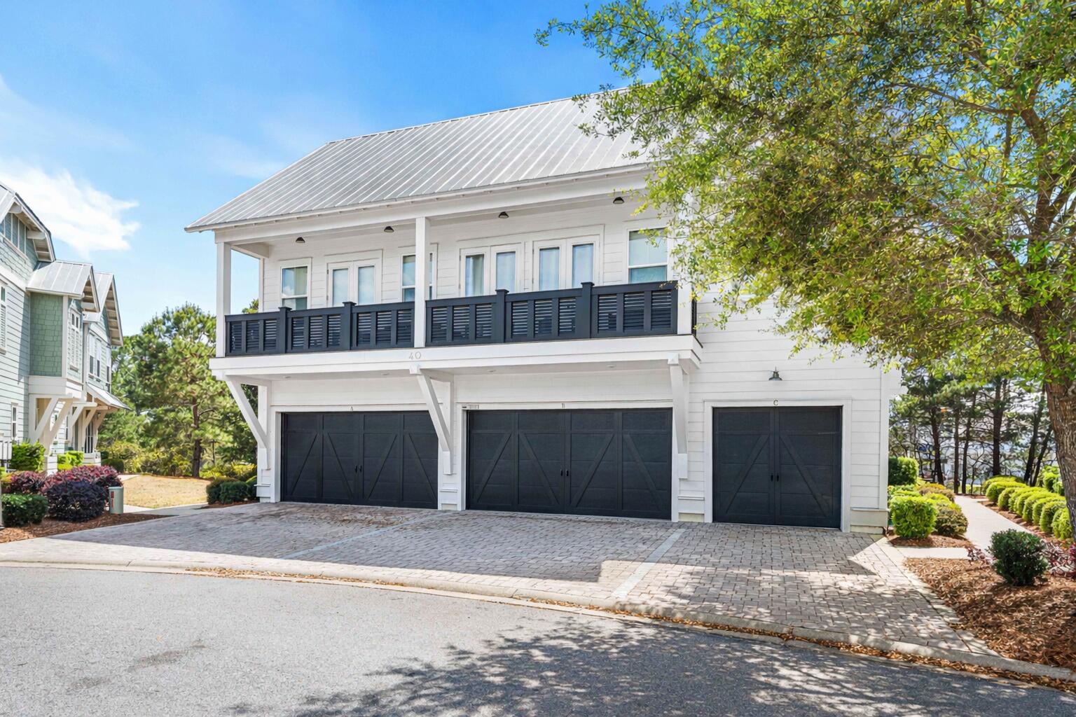 PROMINENCE - Residential