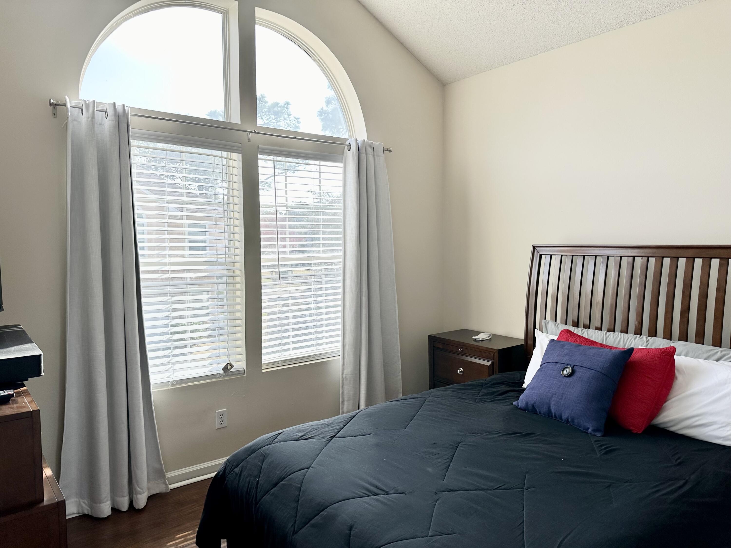 STONEGATE VILLAS TOWNHOMES - Residential