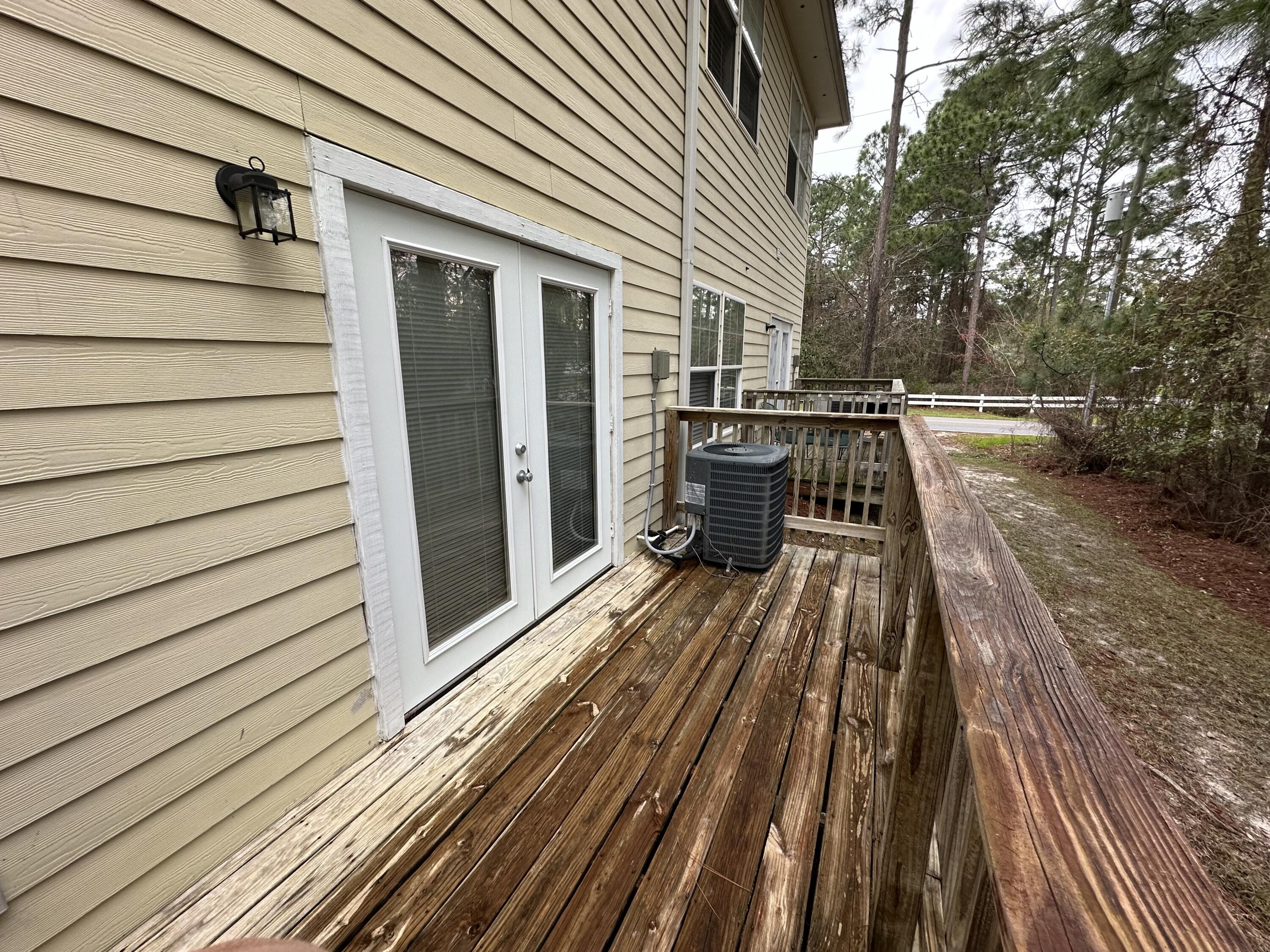 STONEGATE VILLAS TOWNHOMES - Residential