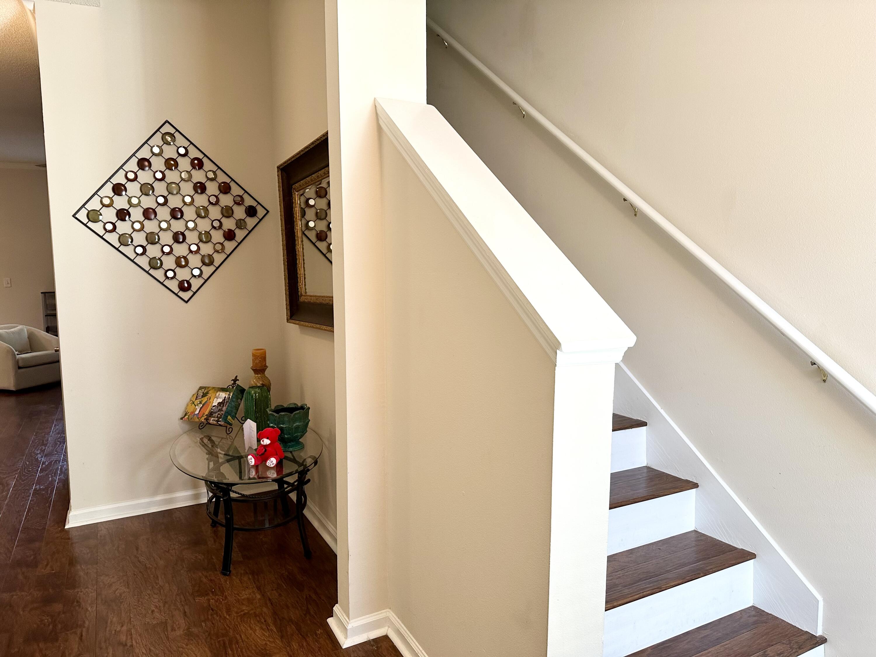 STONEGATE VILLAS TOWNHOMES - Residential
