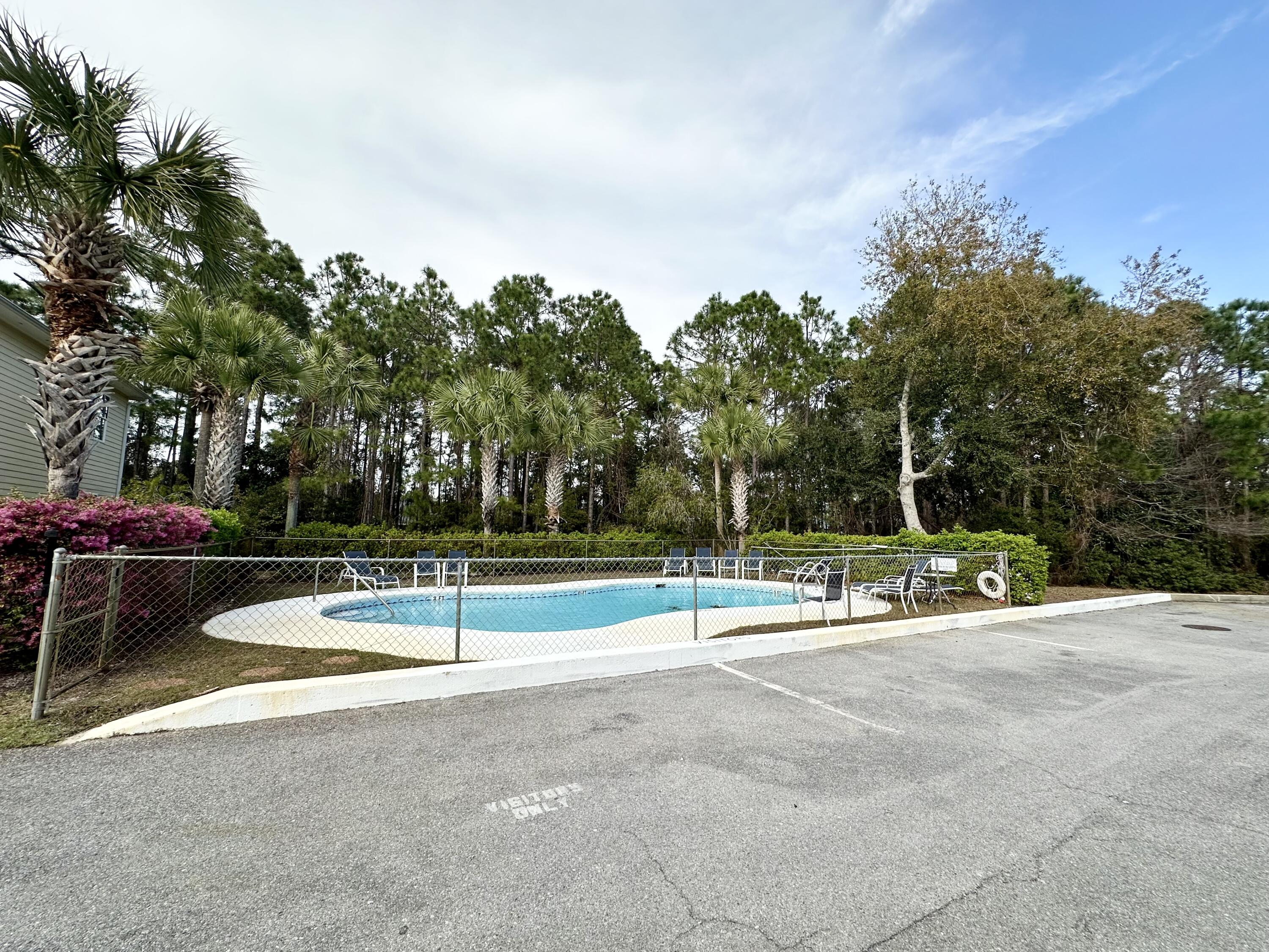 STONEGATE VILLAS TOWNHOMES - Residential