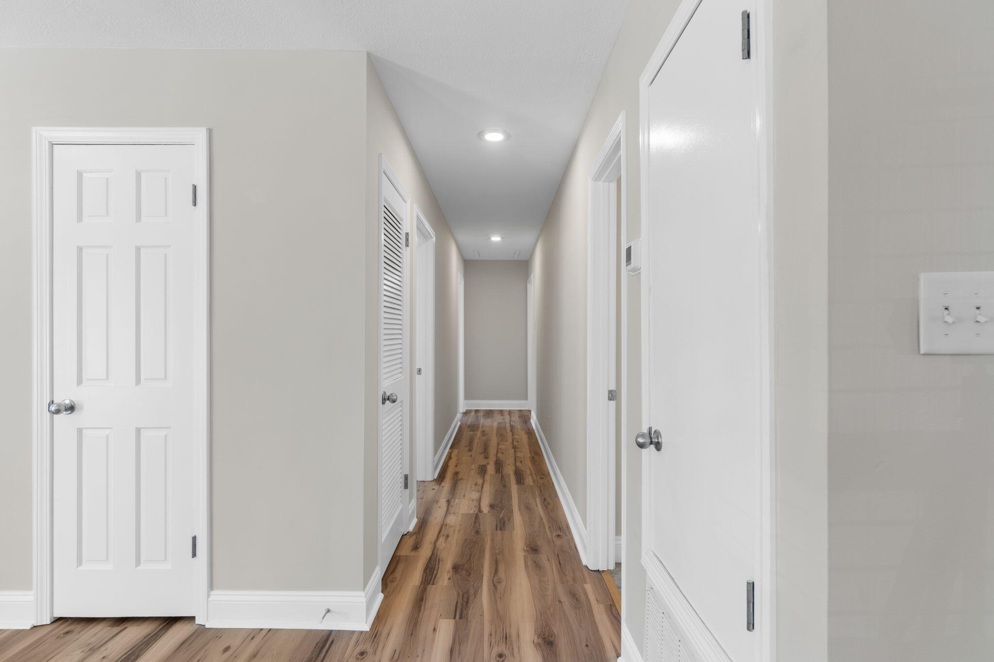 HOLLY HILLS - Residential