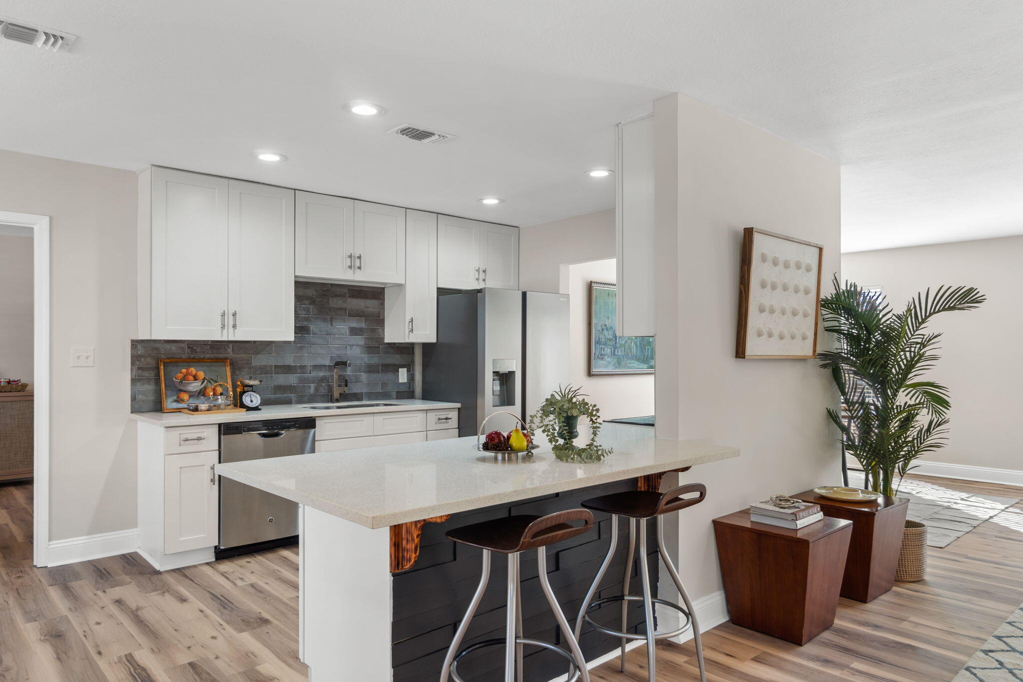 HOLLY HILLS - Residential