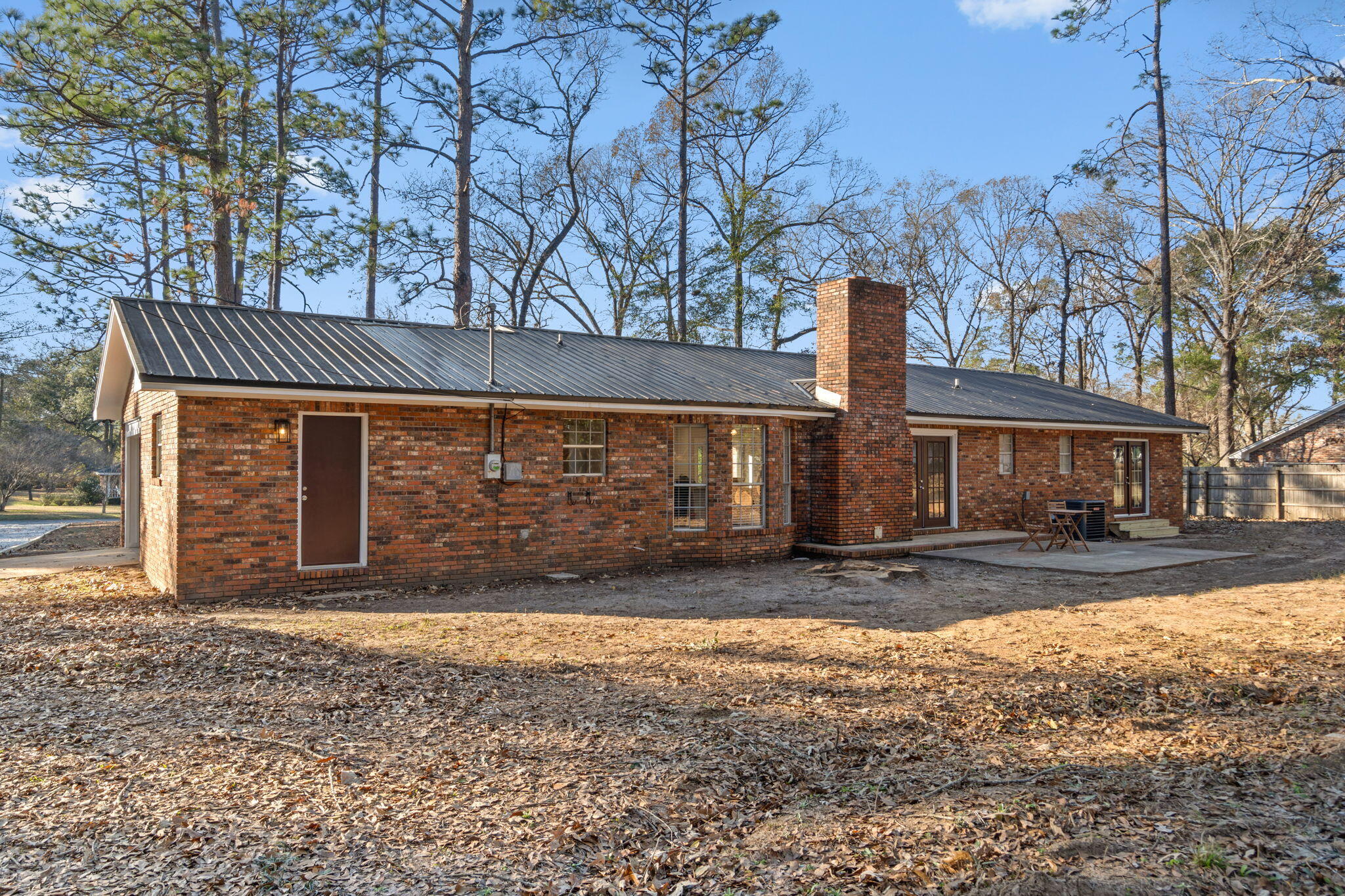 HOLLY HILLS - Residential