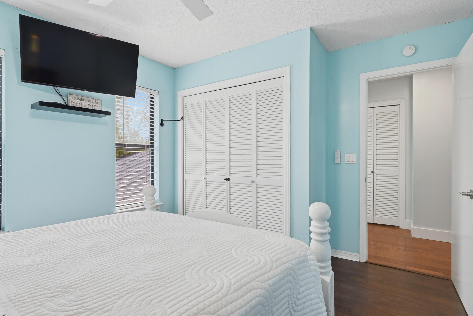 HOLIDAY SHORES ESTATES 2ND ADDN - Residential