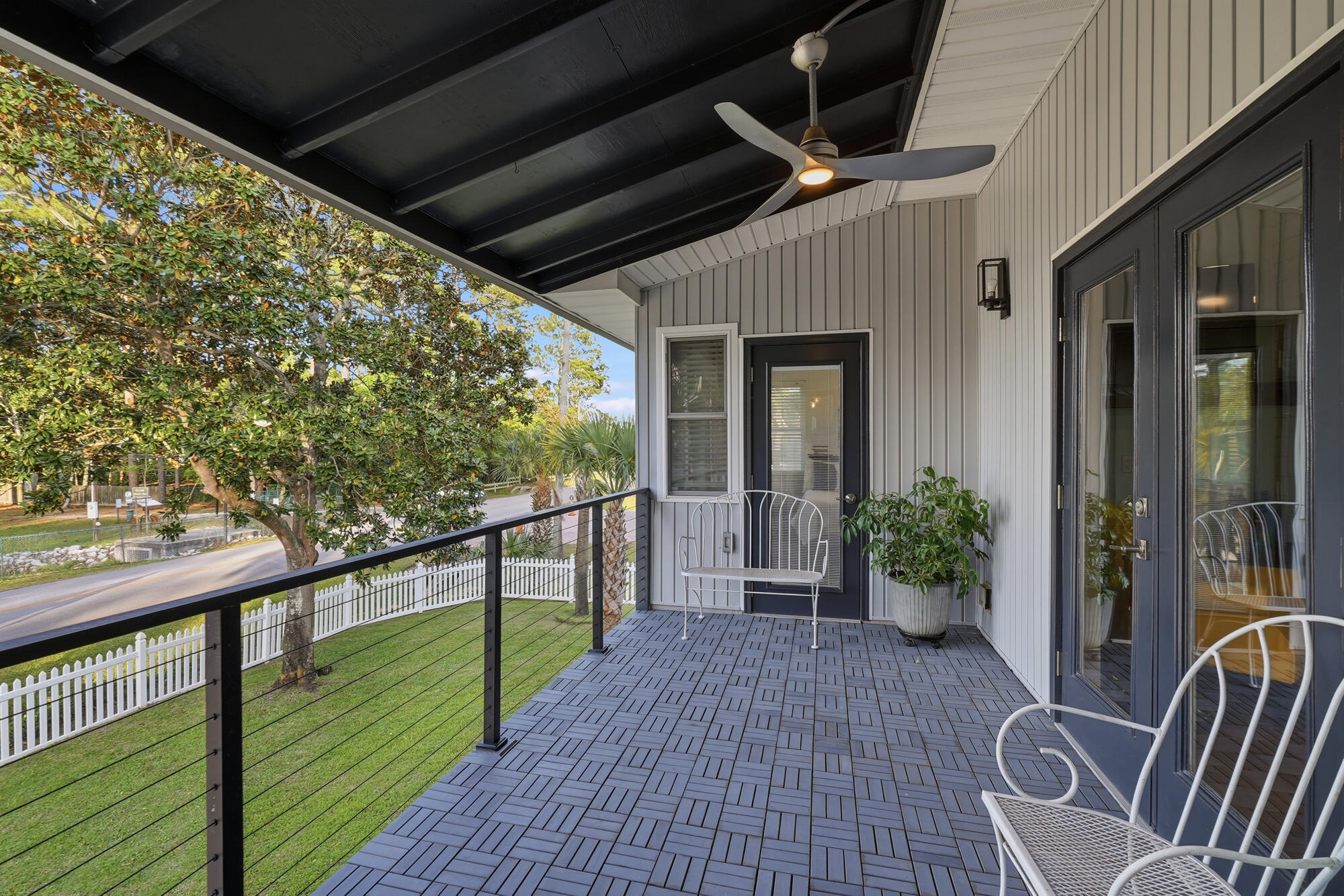 HOLIDAY SHORES ESTATES 2ND ADDN - Residential