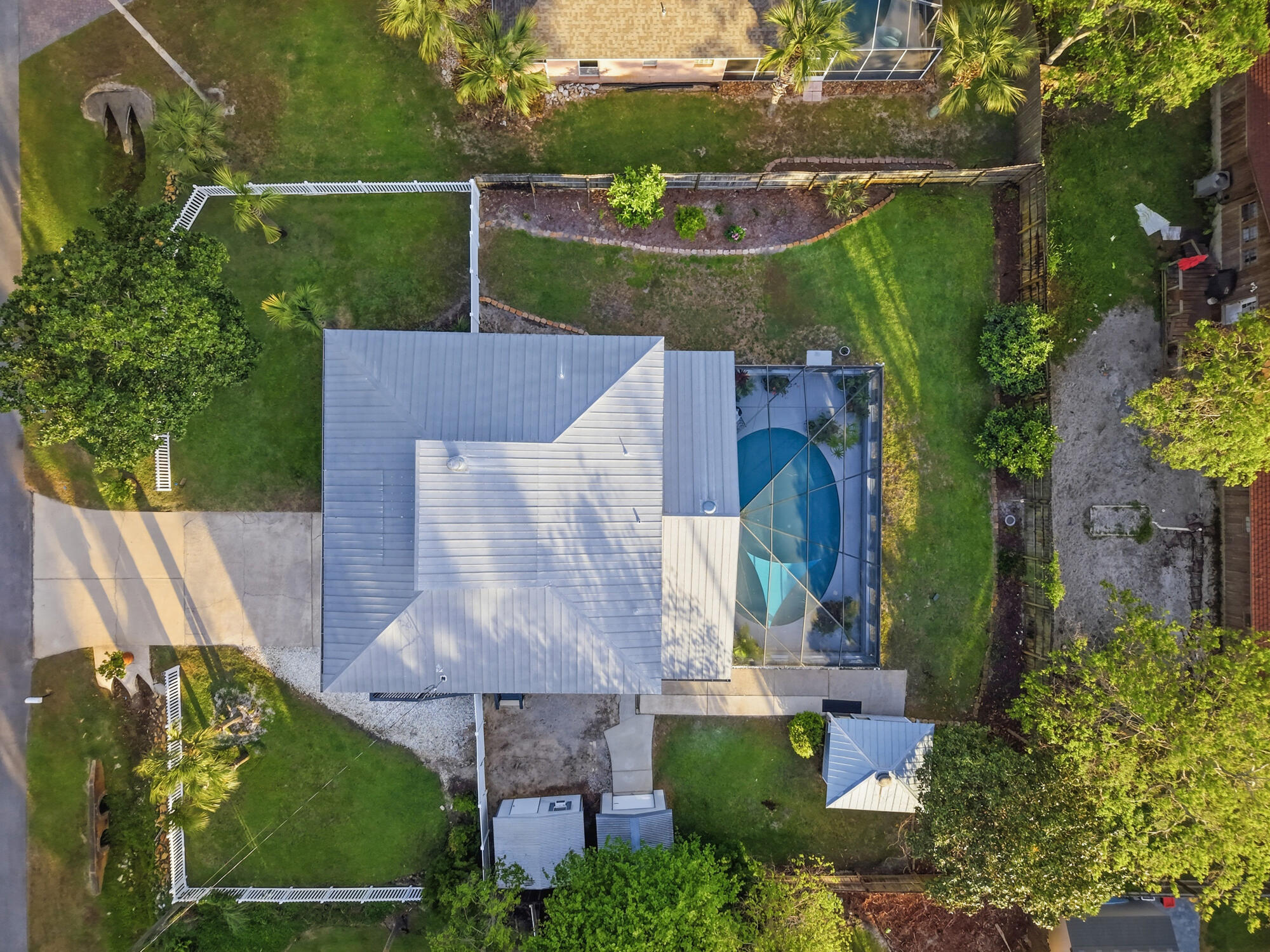 HOLIDAY SHORES ESTATES 2ND ADDN - Residential