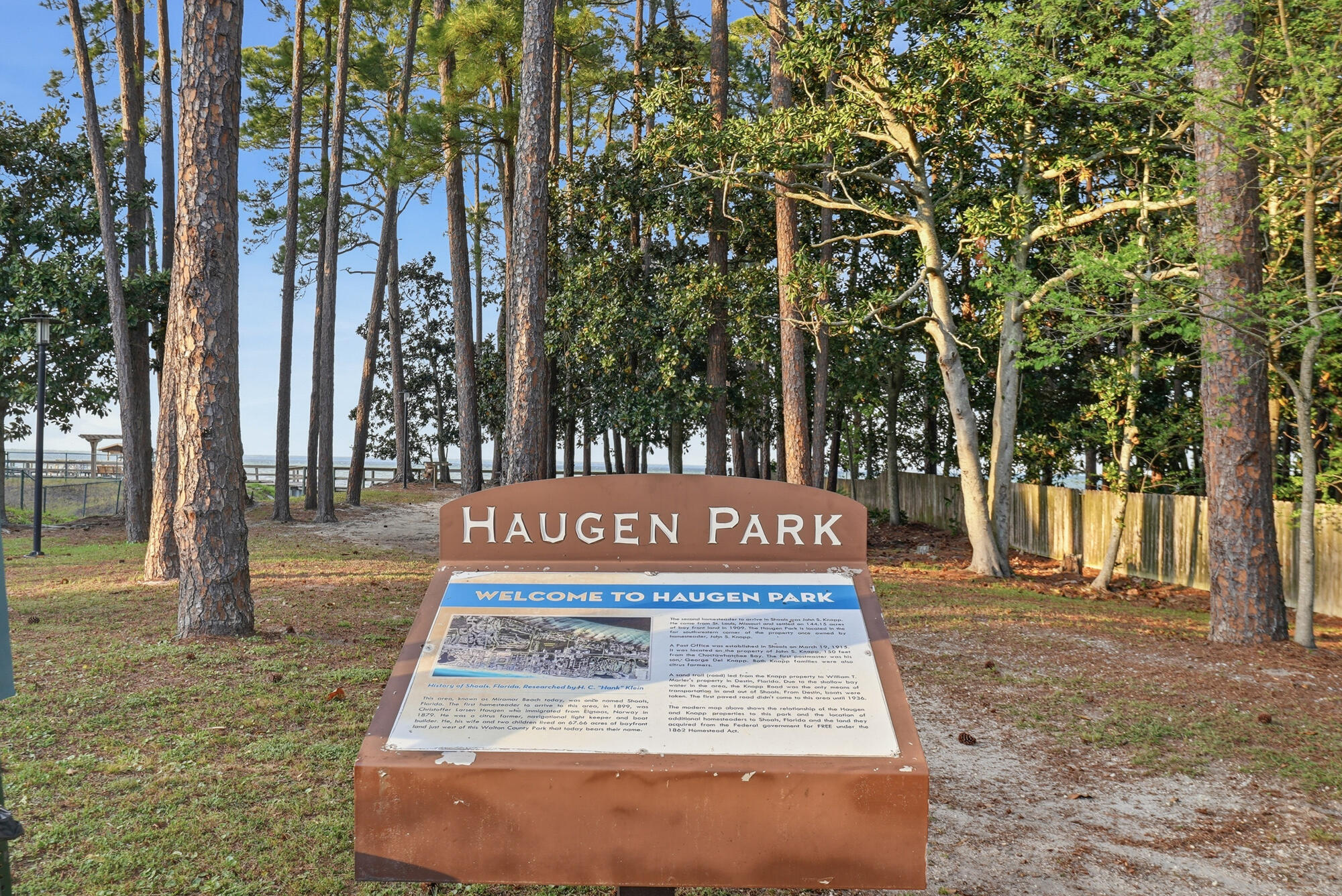 HOLIDAY SHORES ESTATES 2ND ADDN - Residential