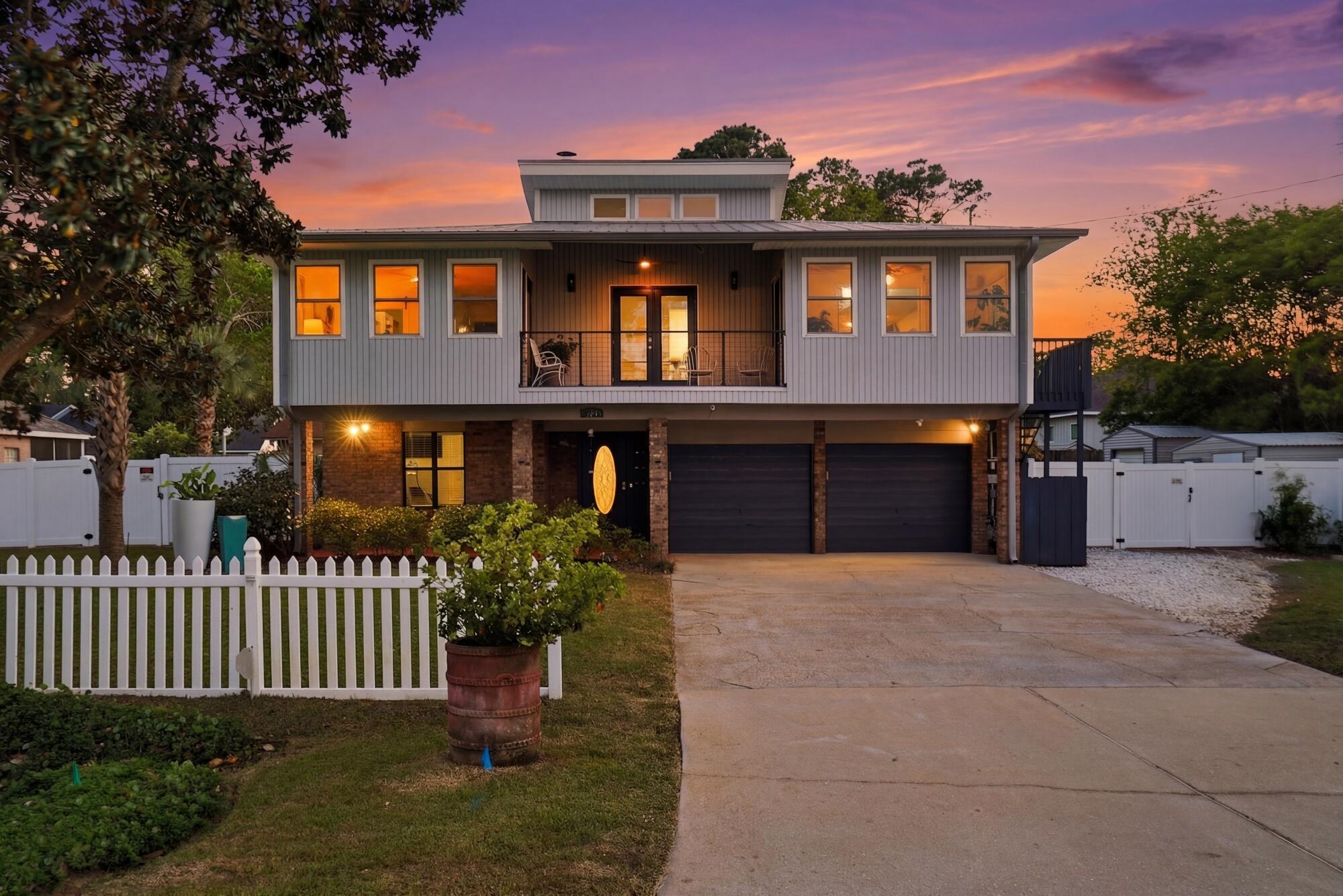 HOLIDAY SHORES ESTATES 2ND ADDN - Residential