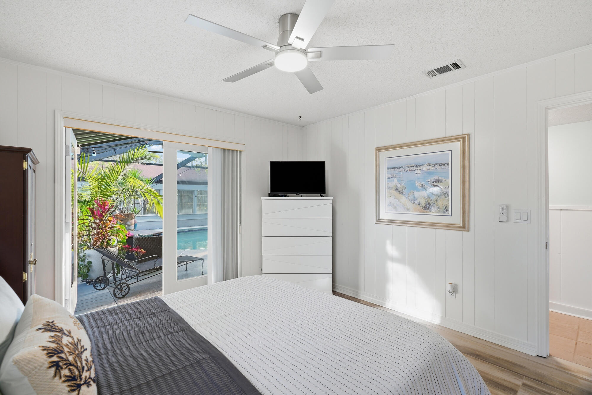 HOLIDAY SHORES ESTATES 2ND ADDN - Residential