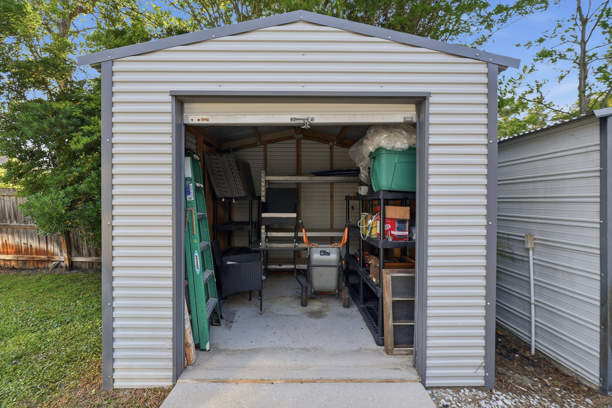 HOLIDAY SHORES ESTATES 2ND ADDN - Residential