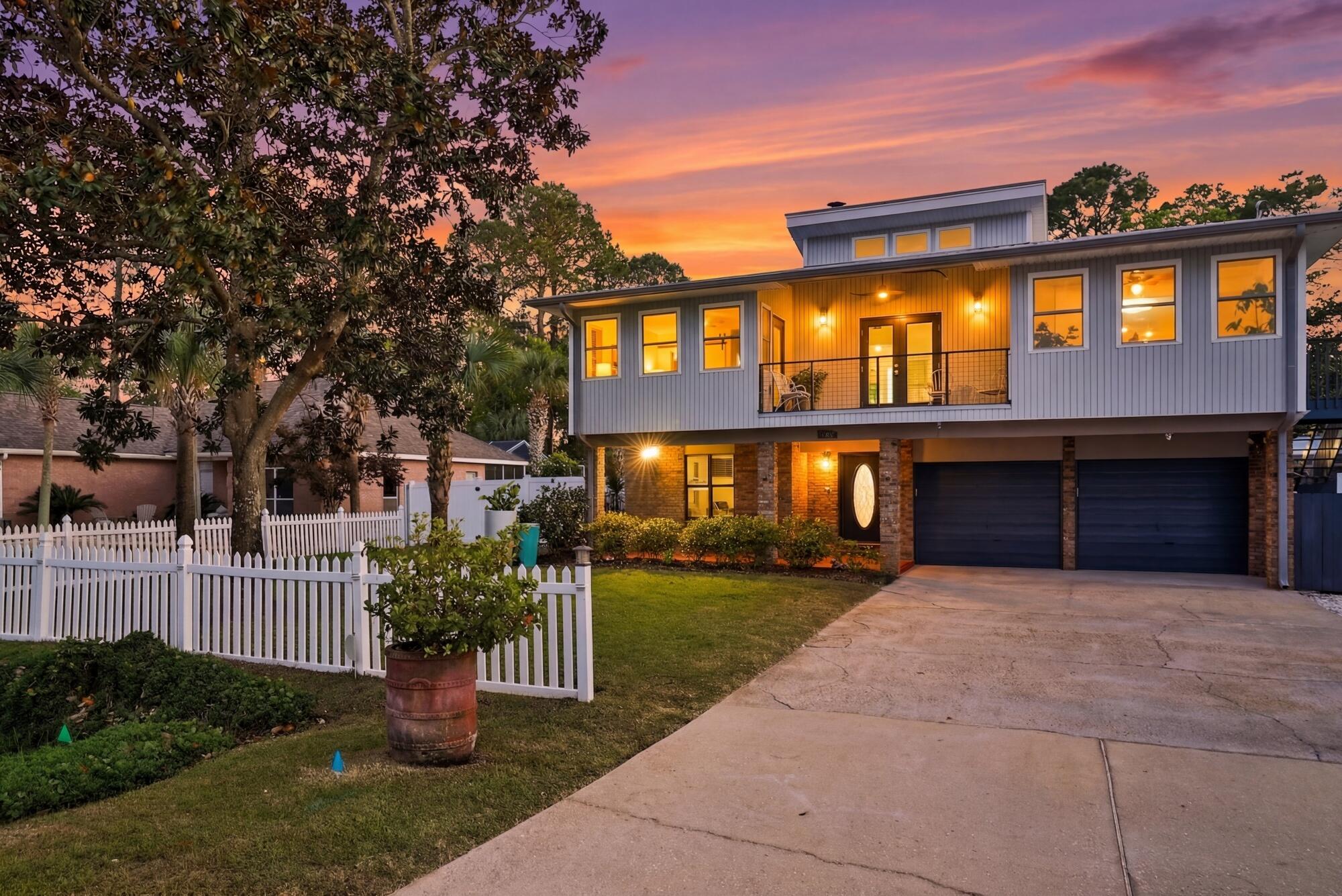 HOLIDAY SHORES ESTATES 2ND ADDN - Residential