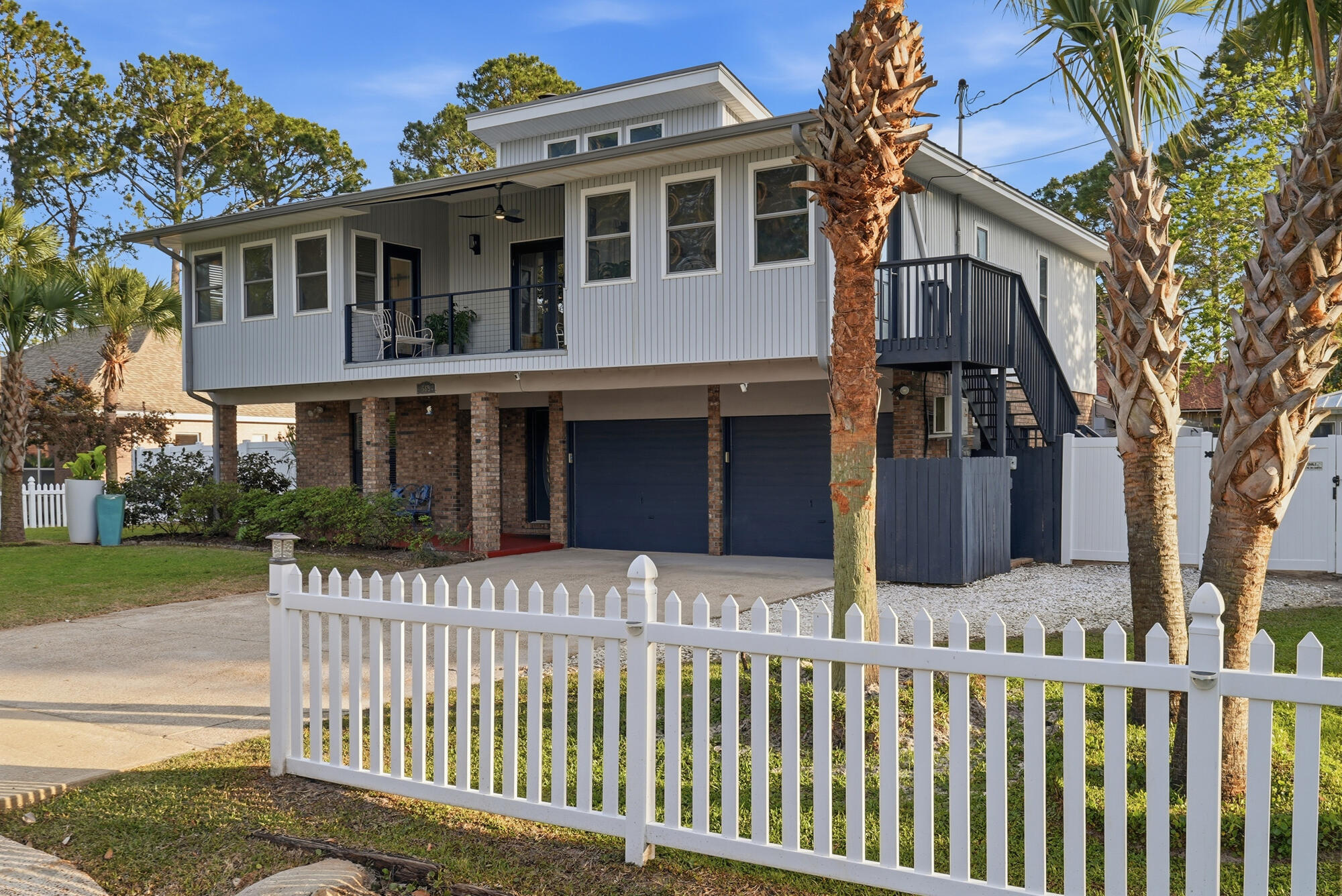 HOLIDAY SHORES ESTATES 2ND ADDN - Residential