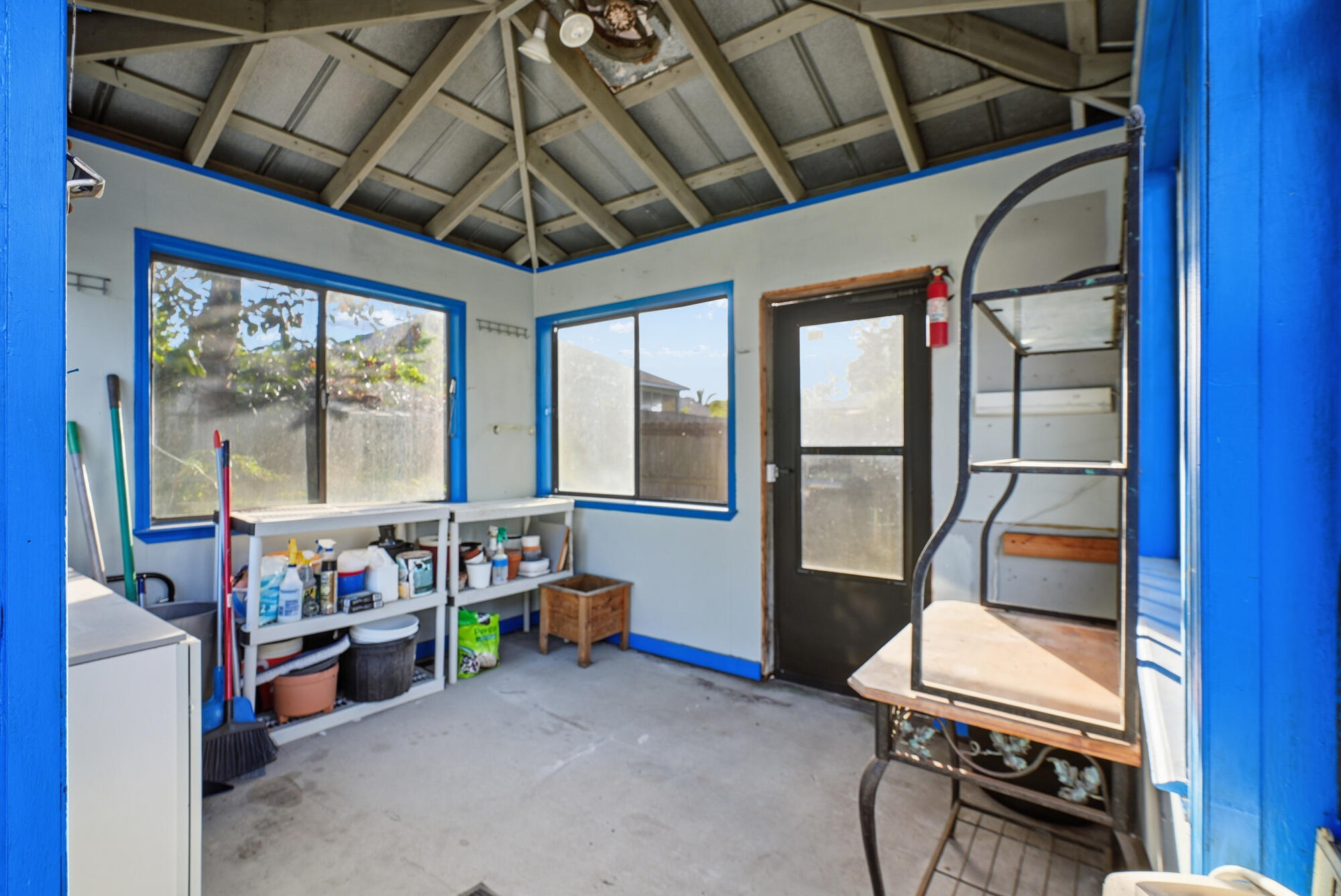 HOLIDAY SHORES ESTATES 2ND ADDN - Residential