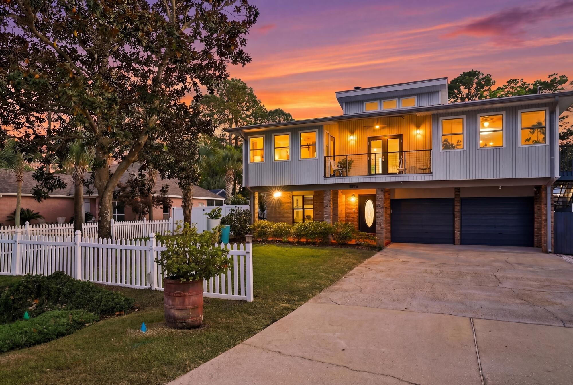 HOLIDAY SHORES ESTATES 2ND ADDN - Residential