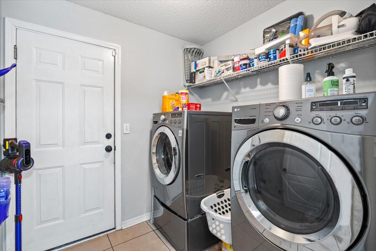 VILLA DANIELLE - Residential