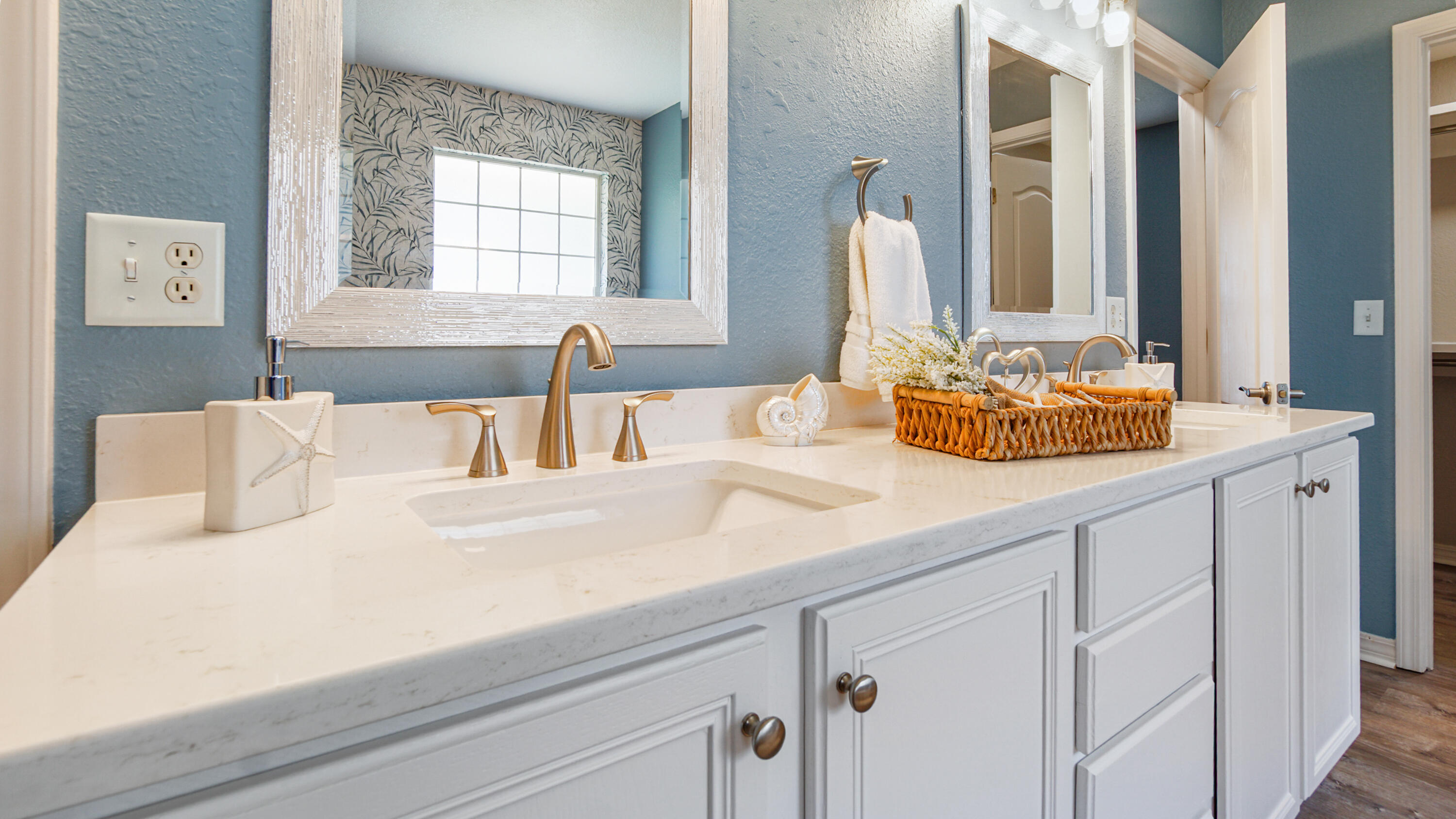 DRIFTWOOD ESTATES - Residential