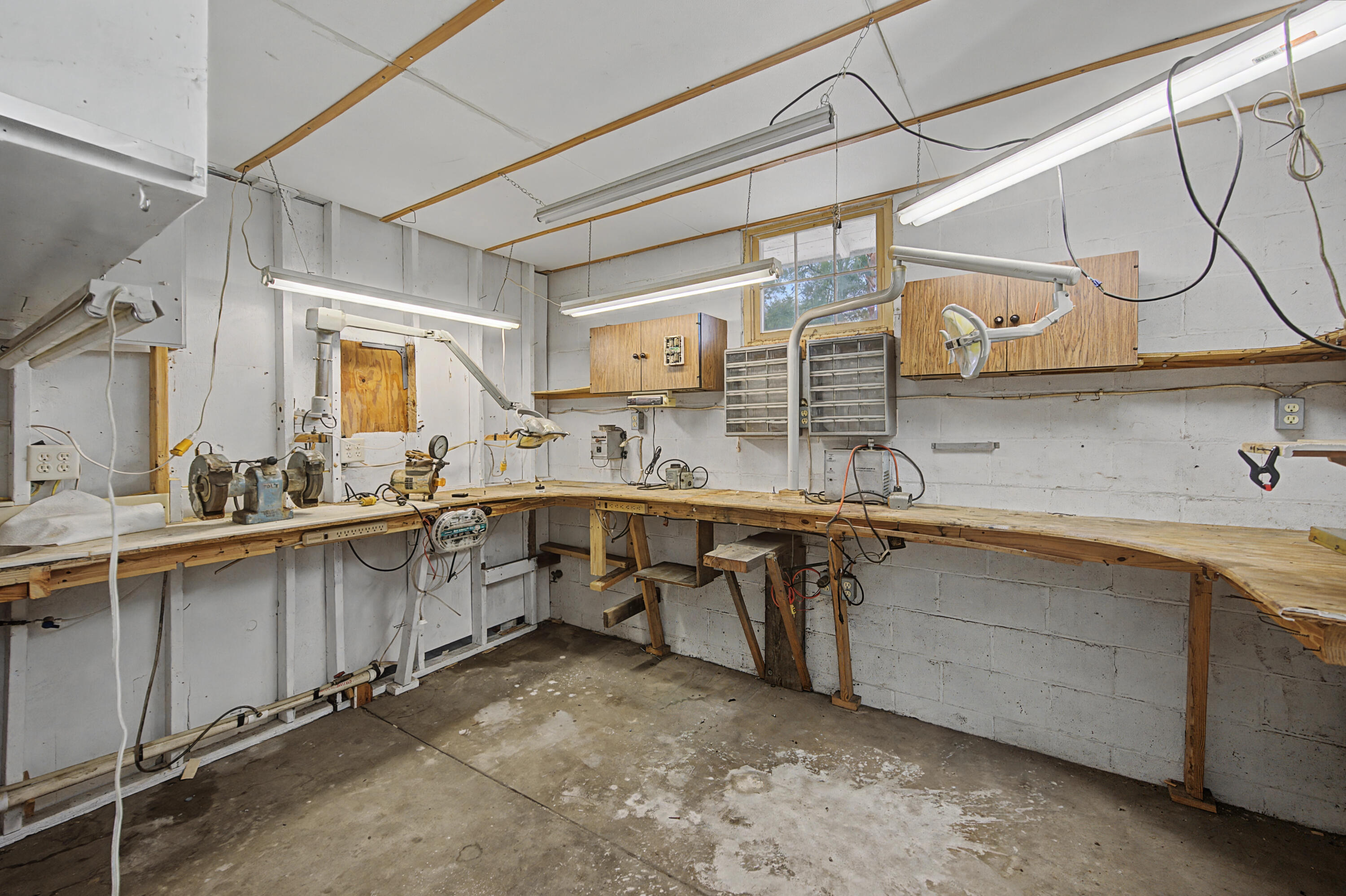 TOWN OF DEFUNIAK SPRINGS - Residential