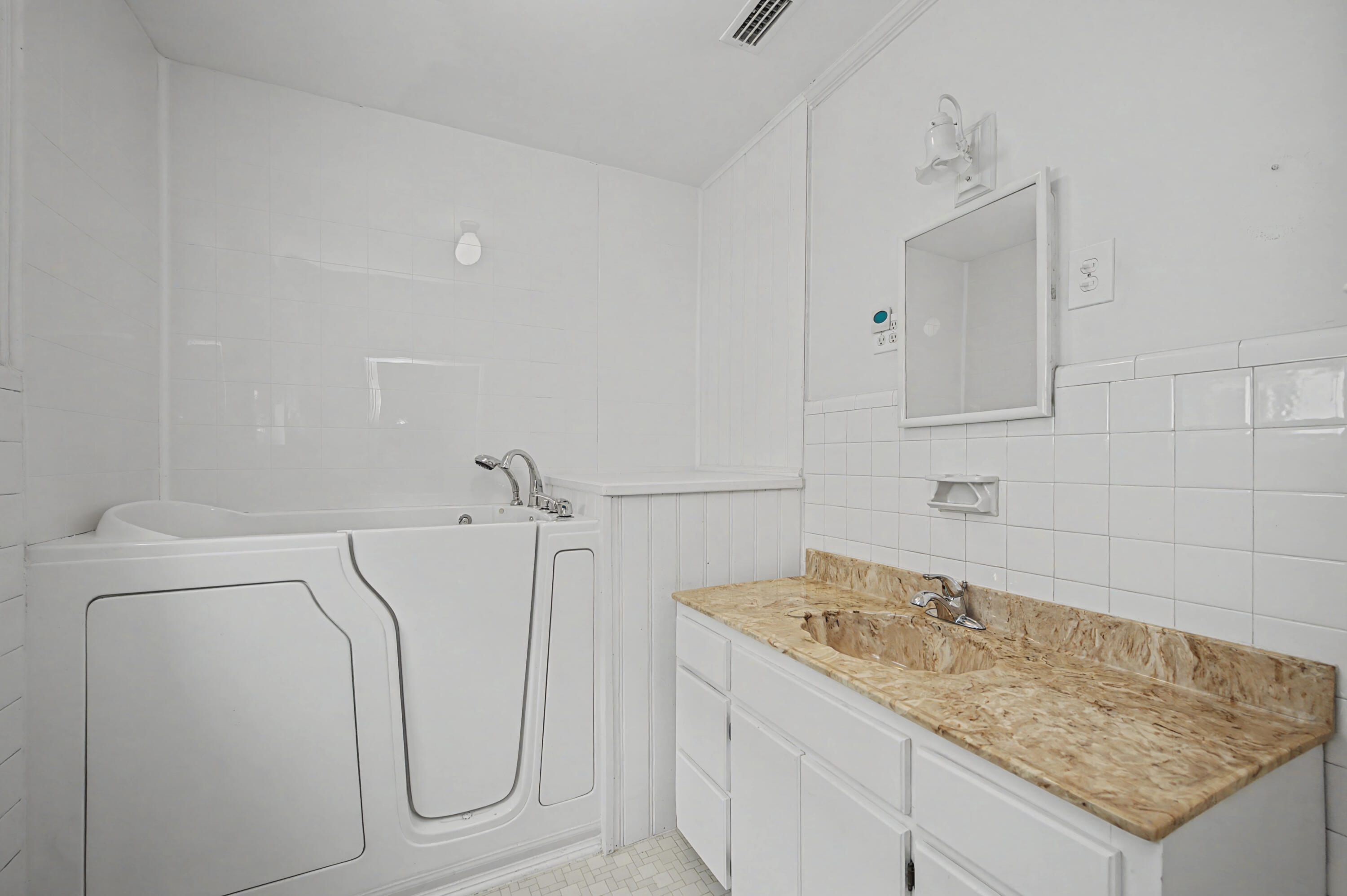 TOWN OF DEFUNIAK SPRINGS - Residential