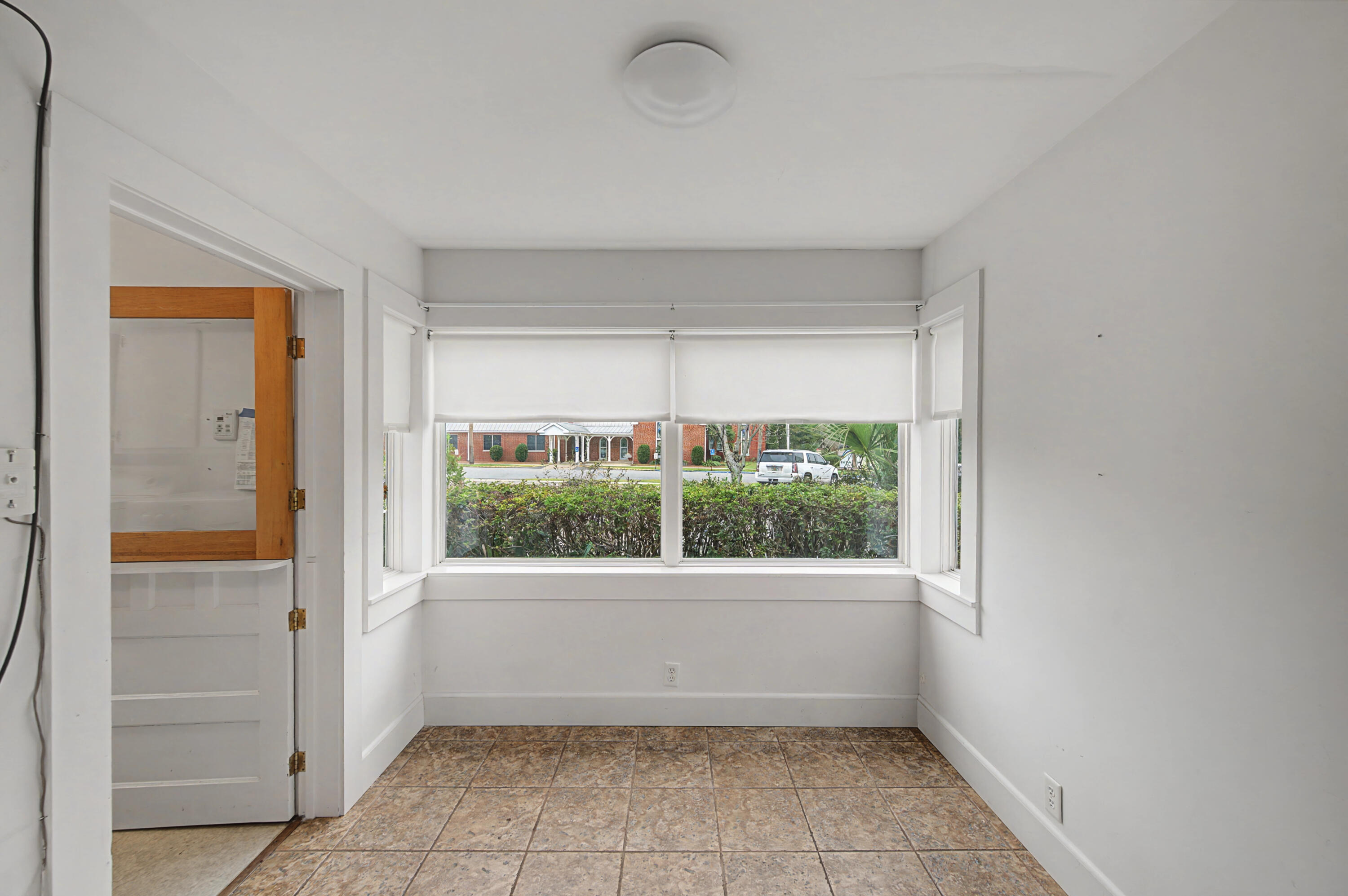 TOWN OF DEFUNIAK SPRINGS - Residential