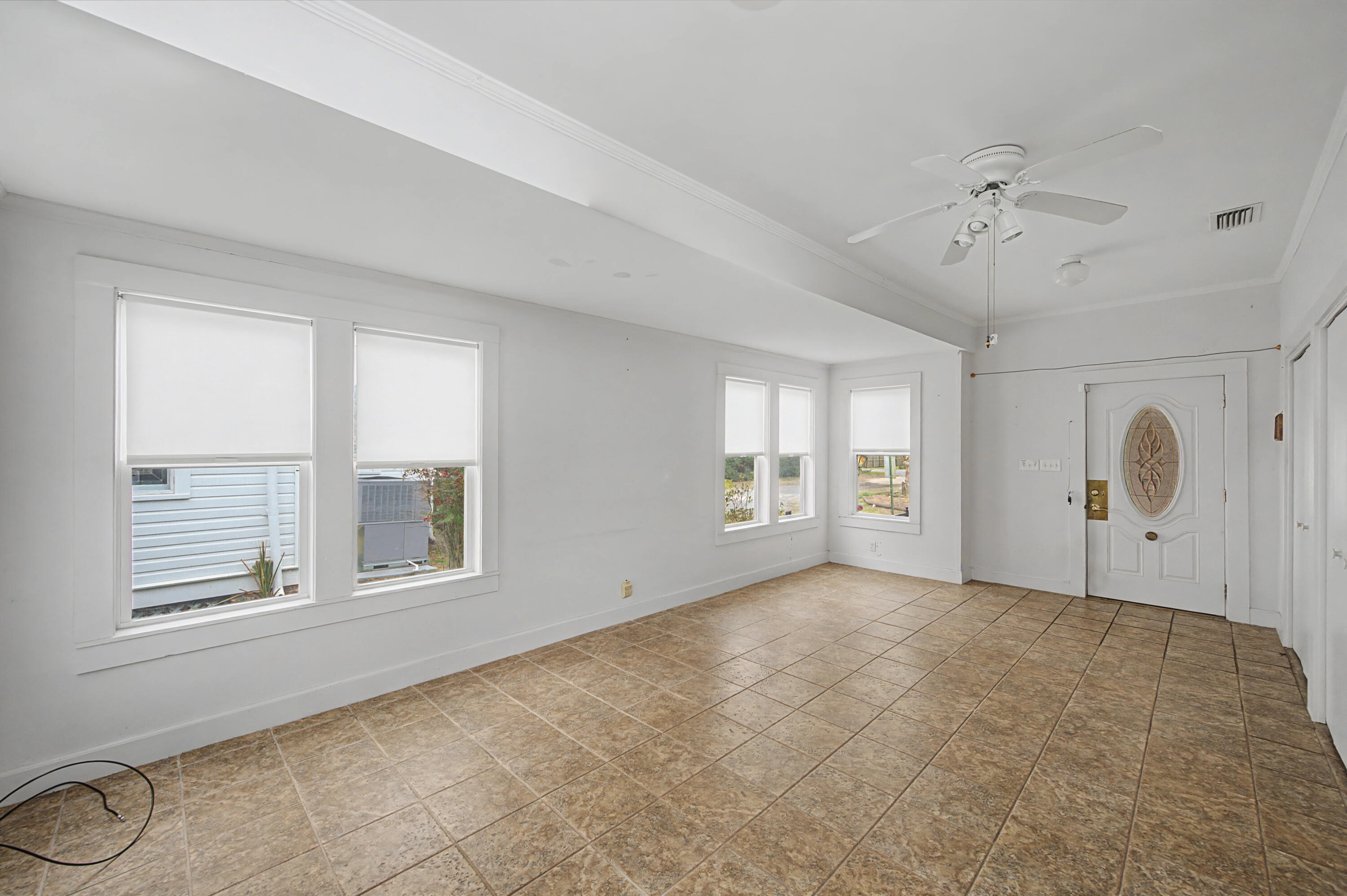 TOWN OF DEFUNIAK SPRINGS - Residential